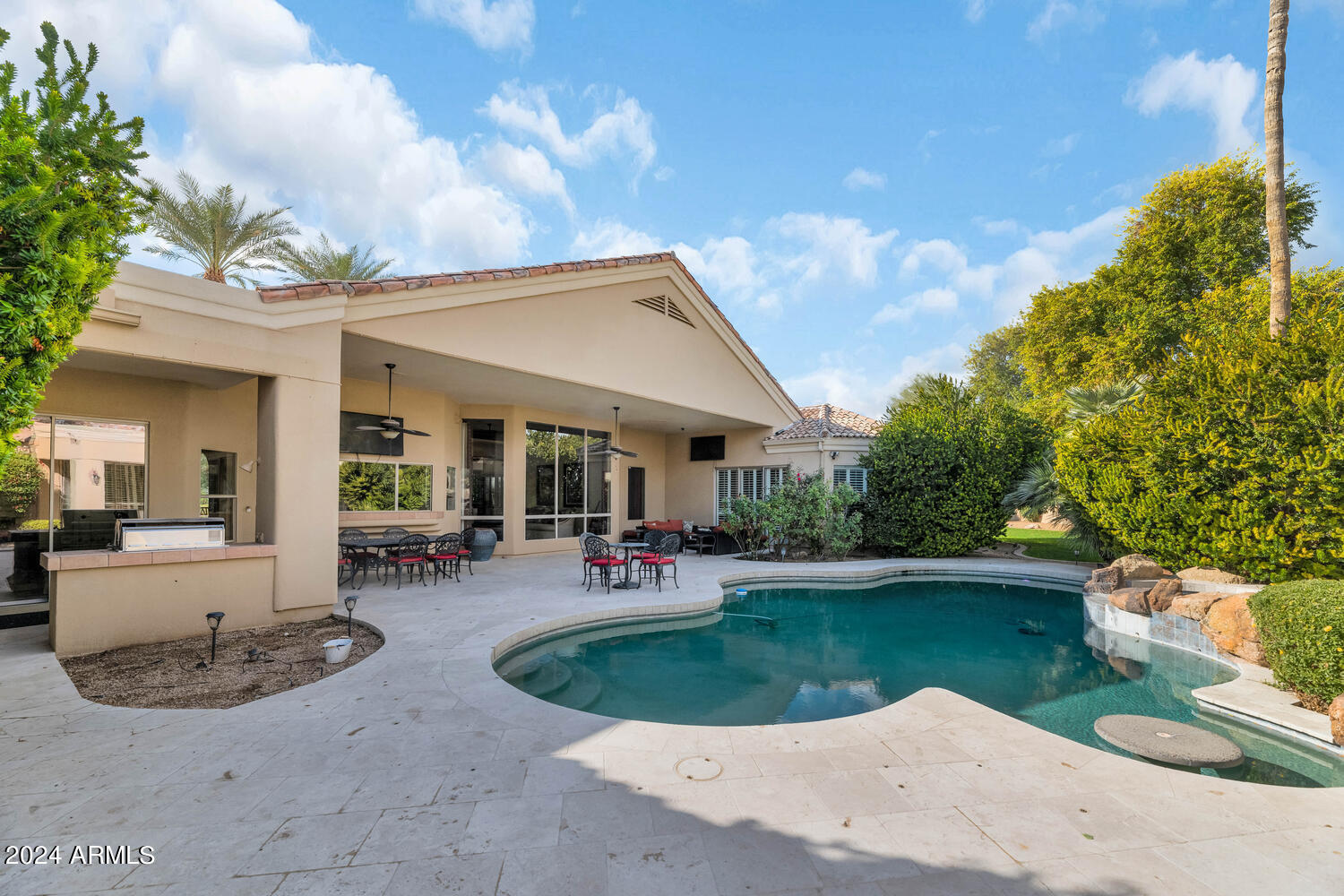 7130 E CABALLO Circle