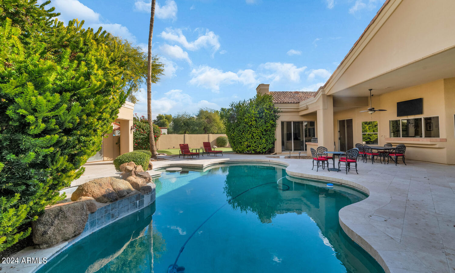 7130 E CABALLO Circle