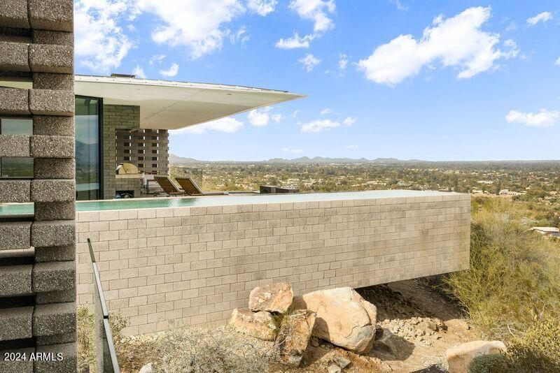 7777 N SAGUARO Drive