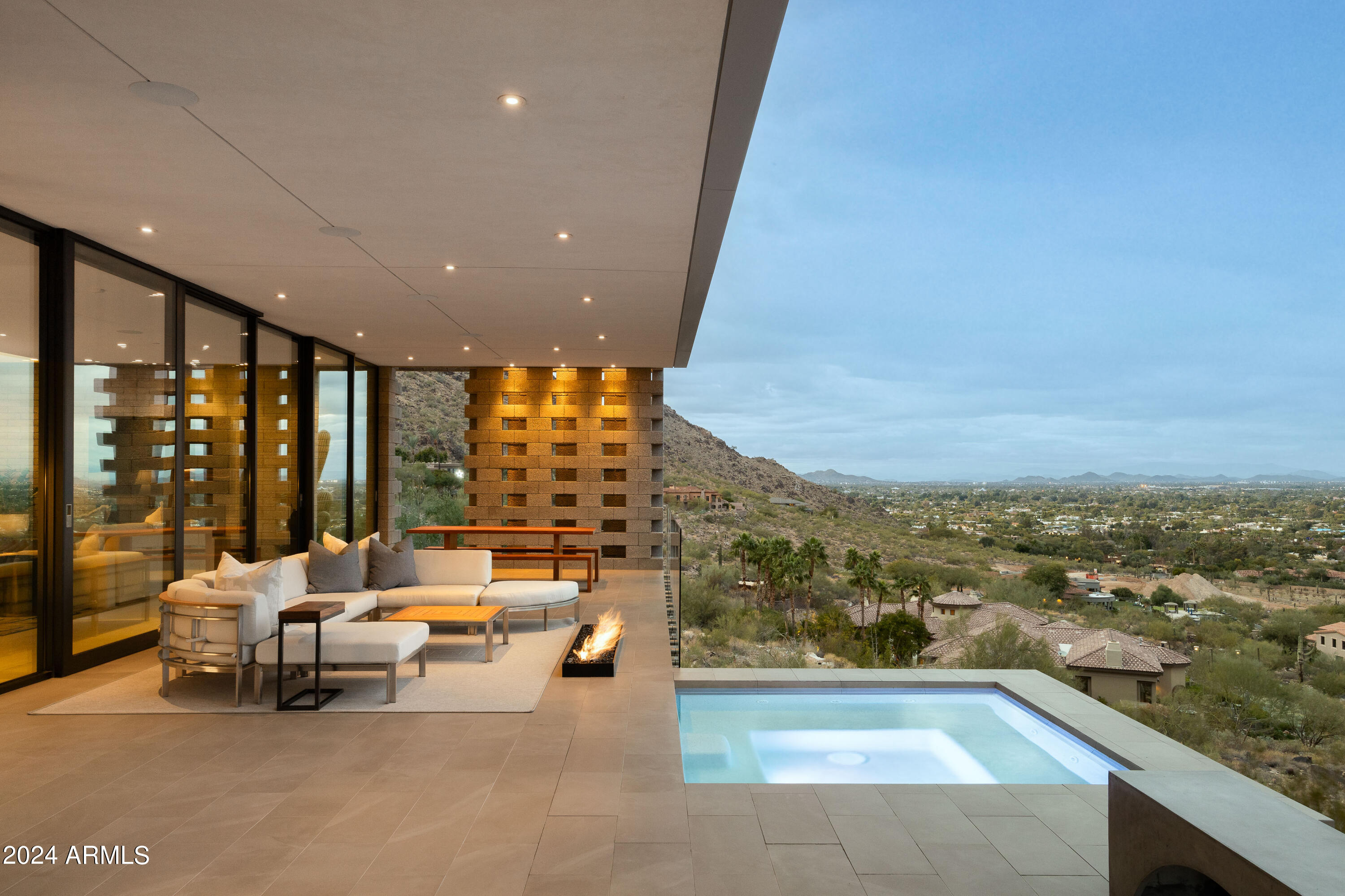 7777 N SAGUARO Drive