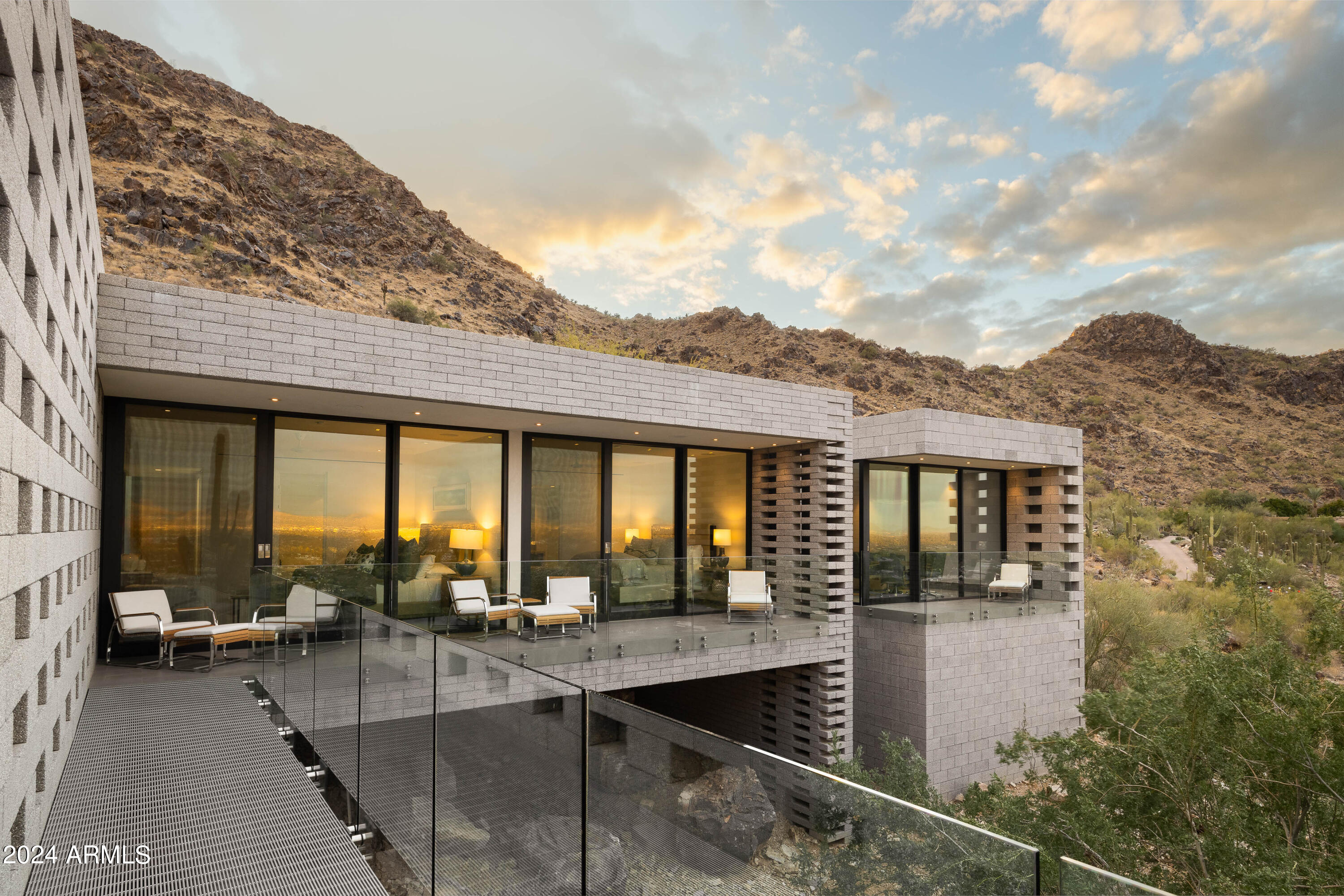 7777 N SAGUARO Drive