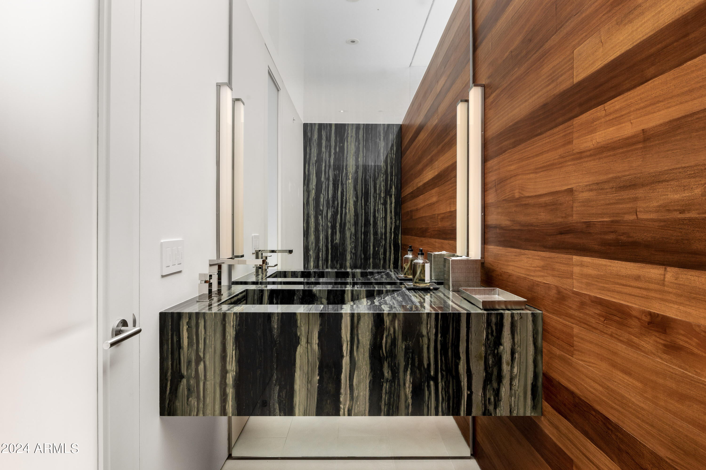 7777 N SAGUARO Drive