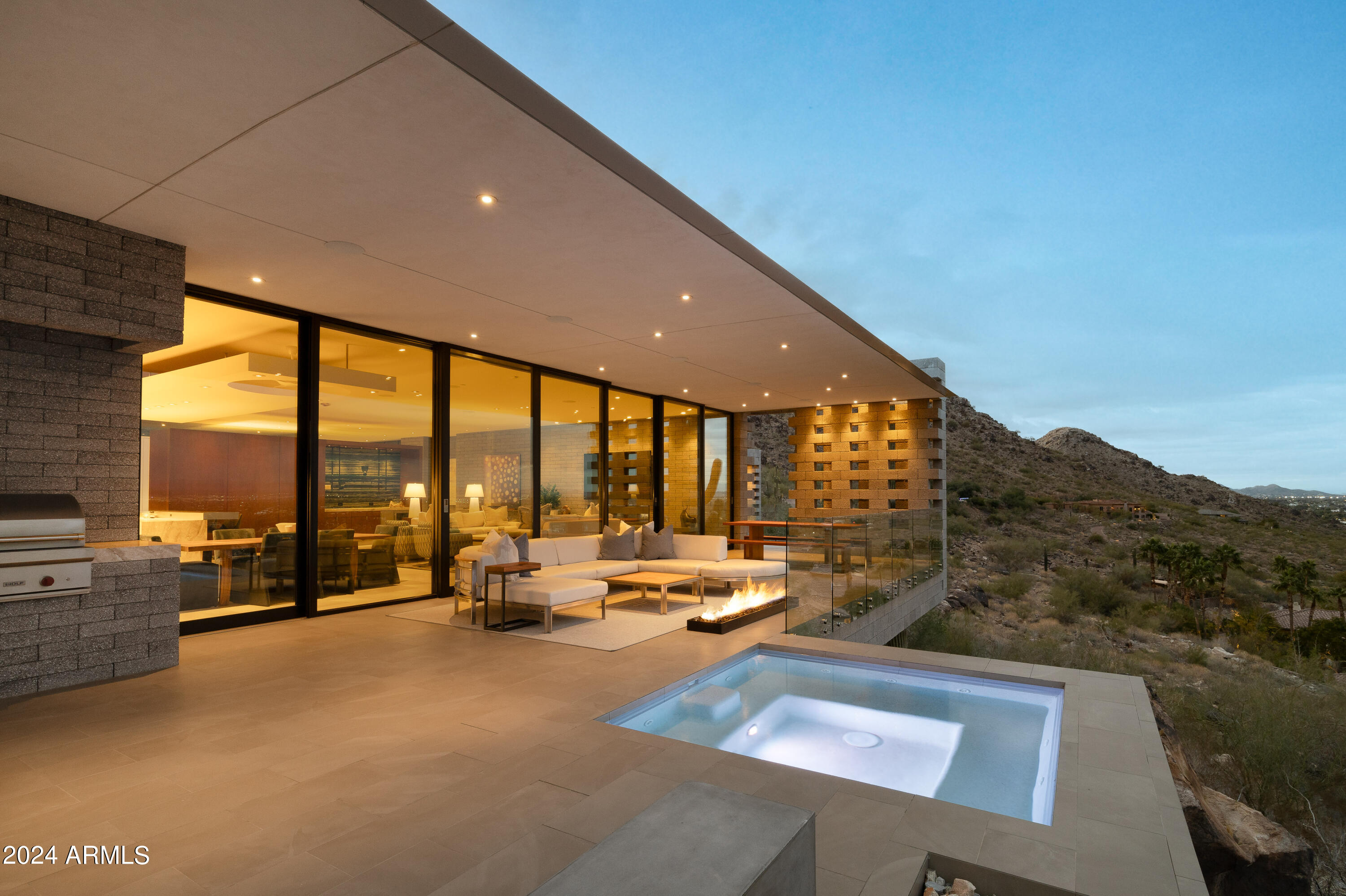 7777 N SAGUARO Drive