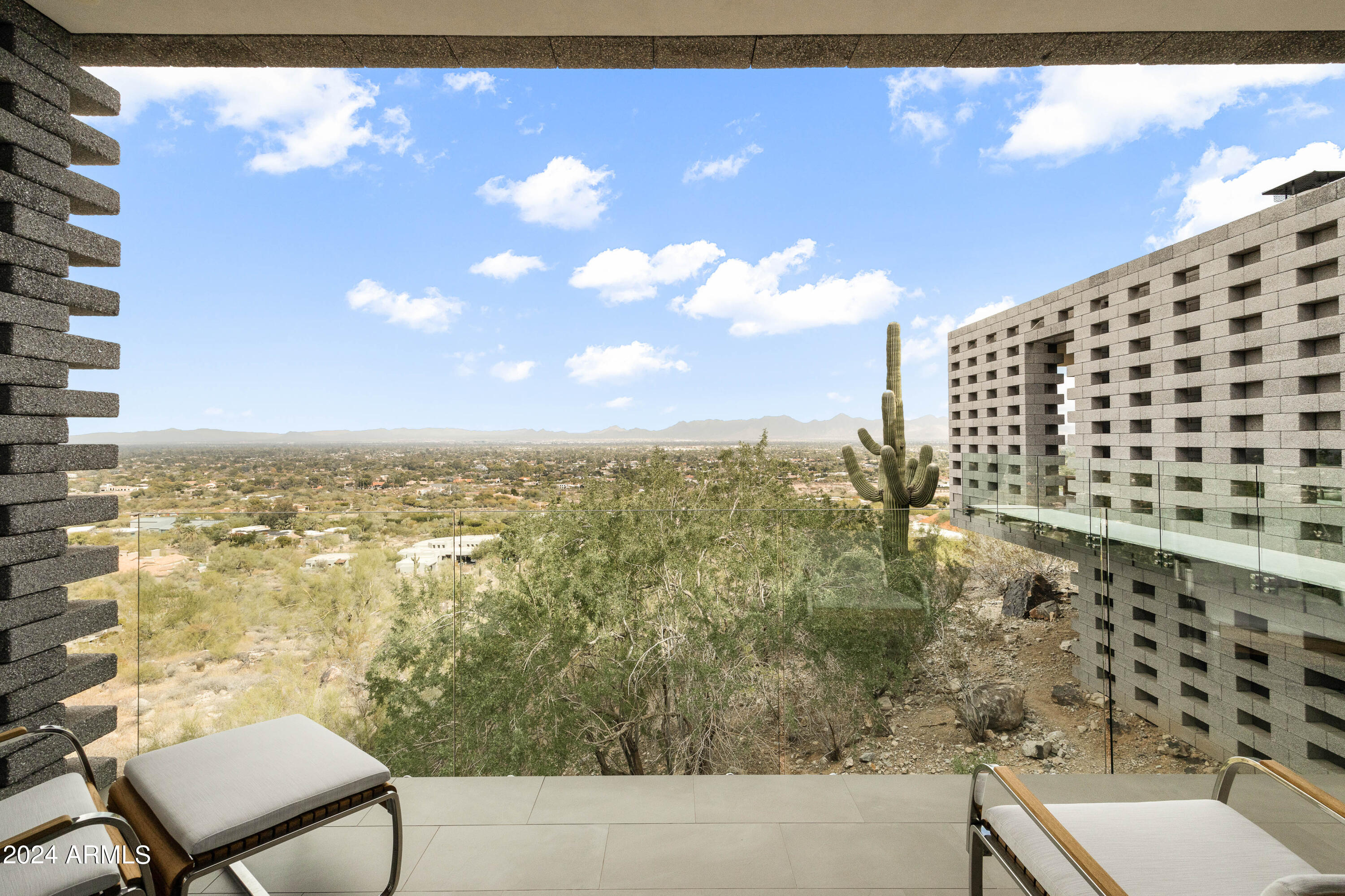 7777 N SAGUARO Drive