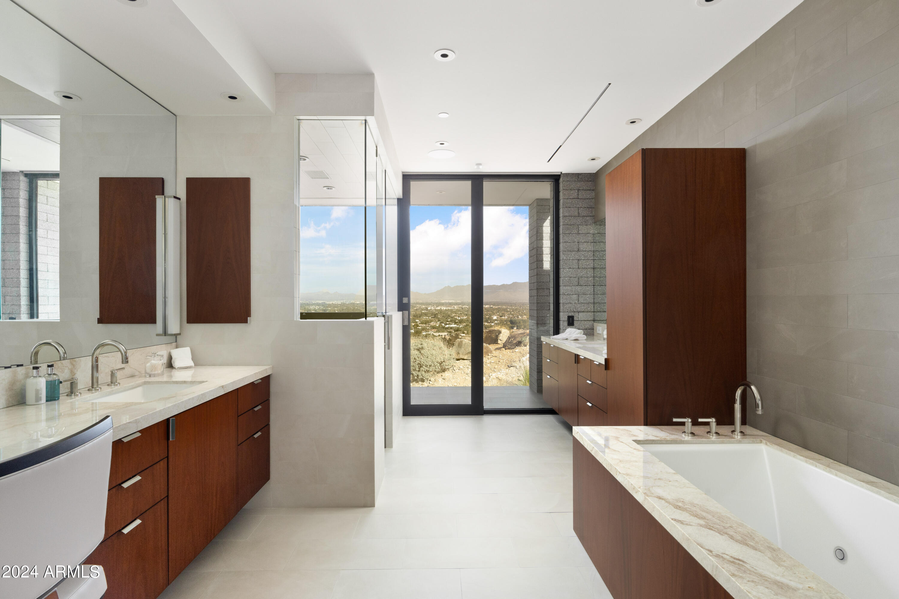 7777 N SAGUARO Drive