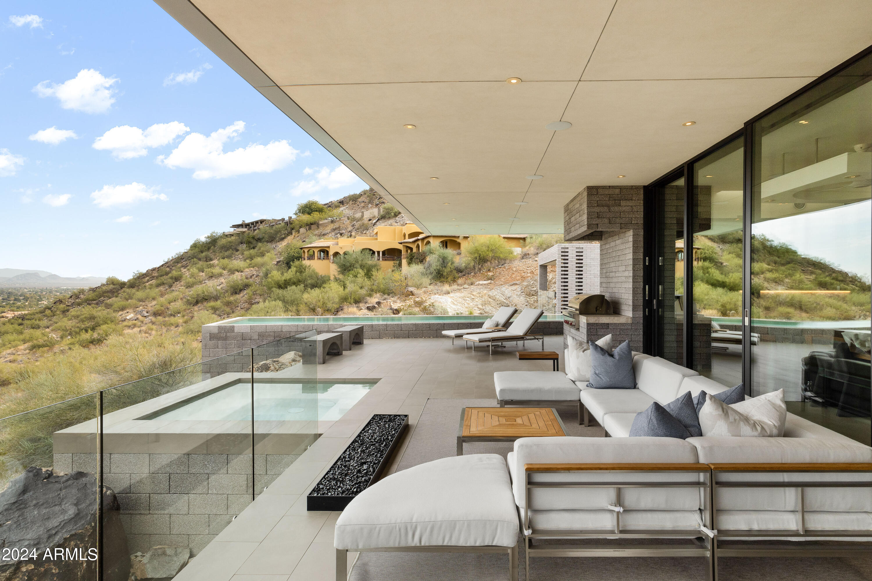 7777 N SAGUARO Drive