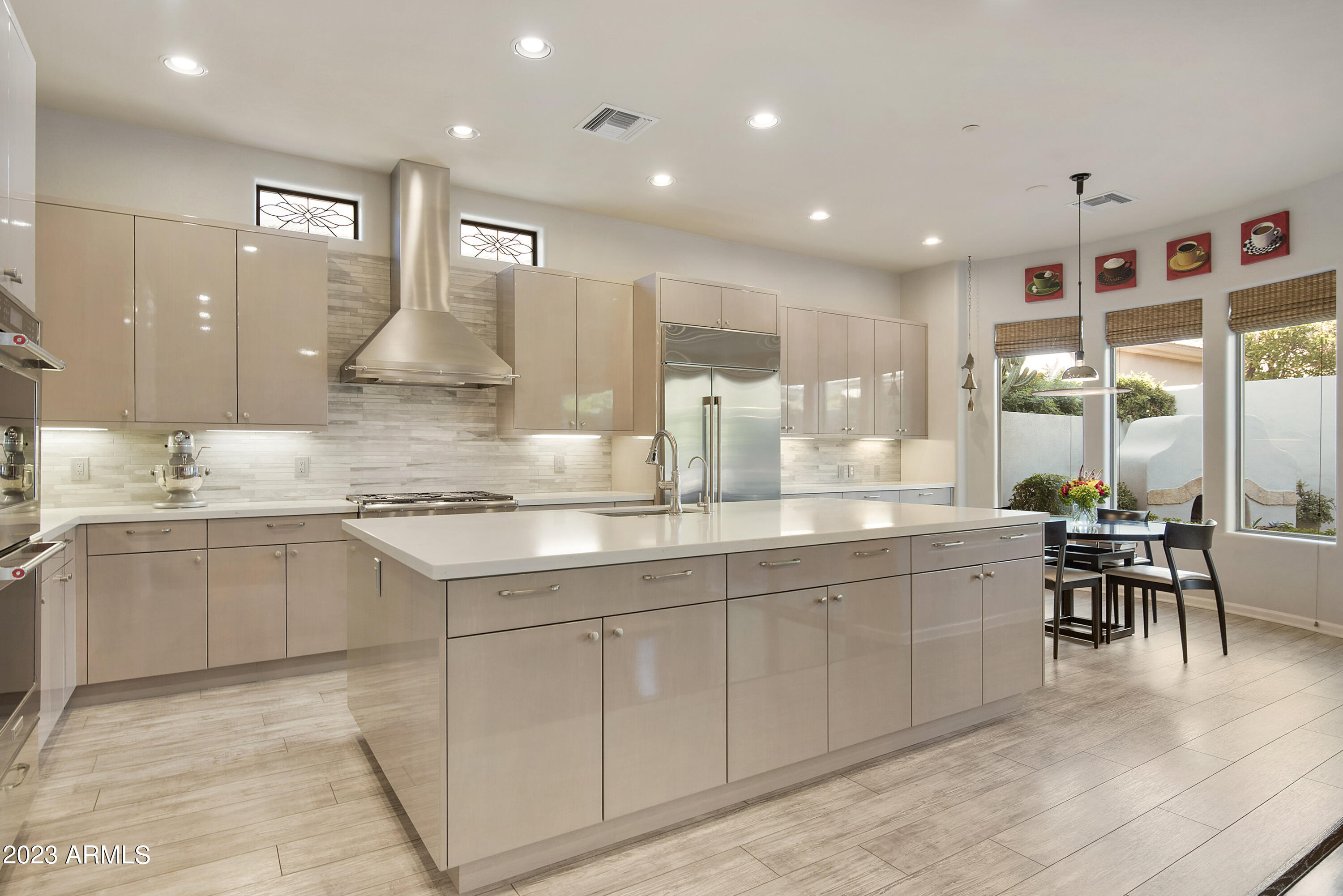 7378 E DEL ACERO Drive