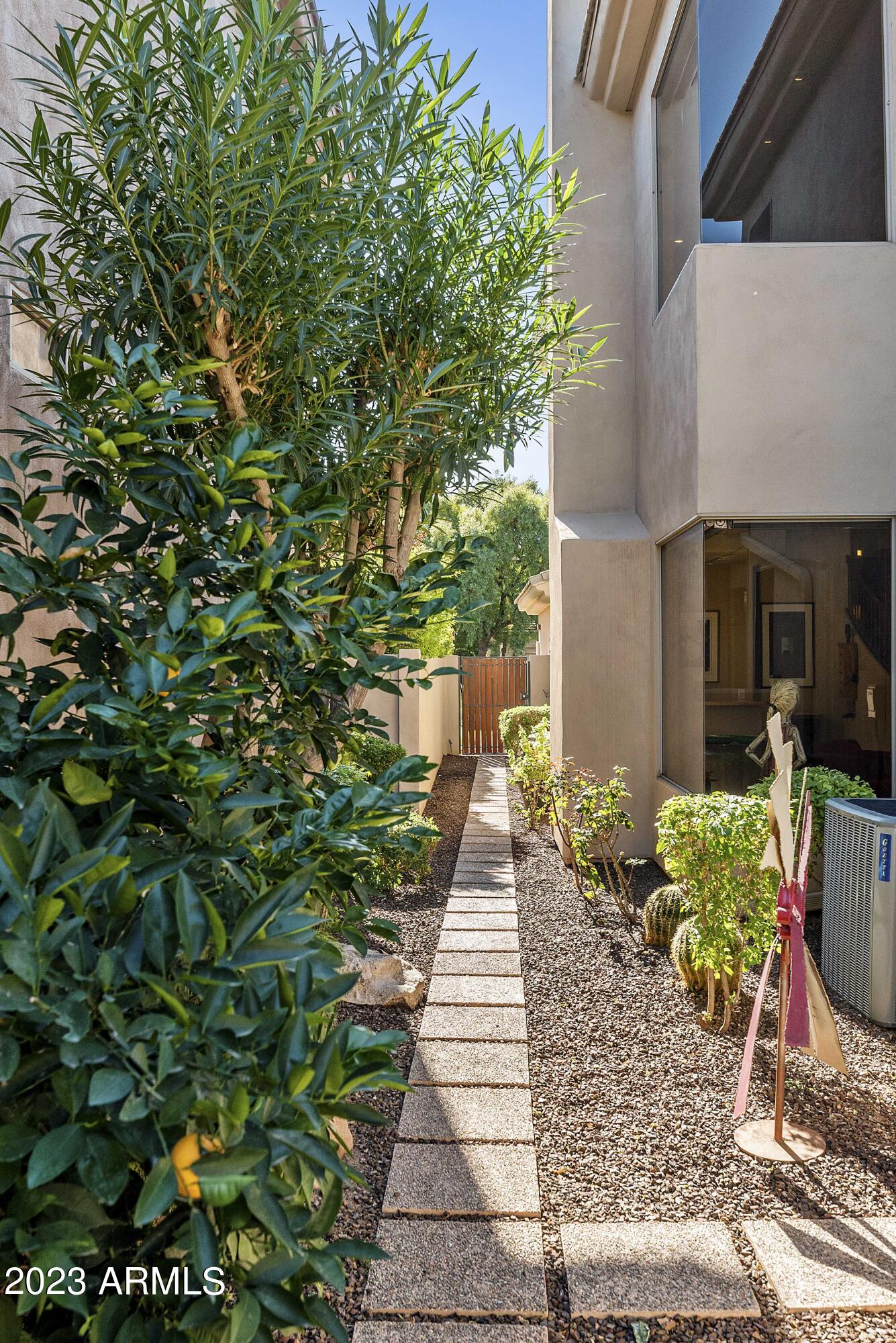 7378 E DEL ACERO Drive