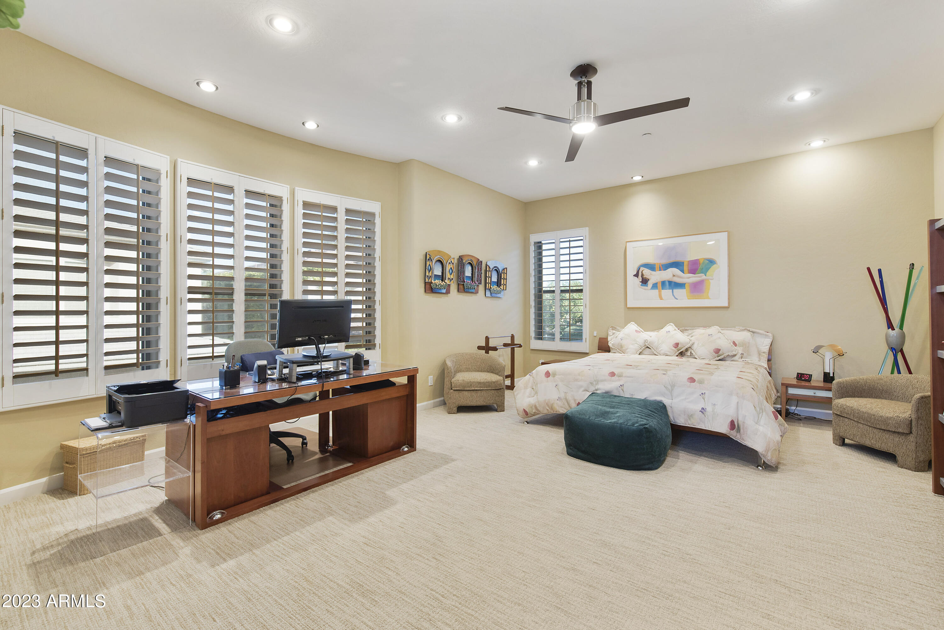 7378 E DEL ACERO Drive