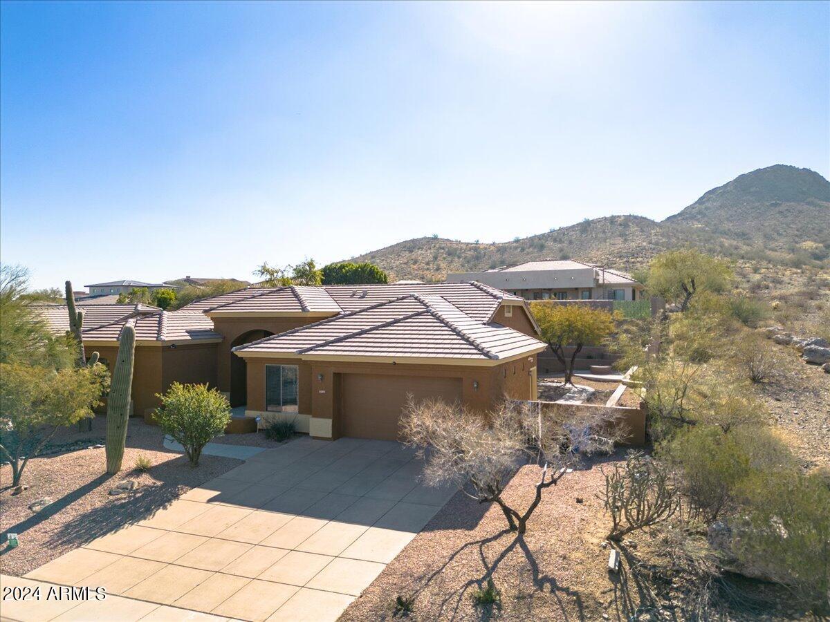 2603 E ACOMA Drive