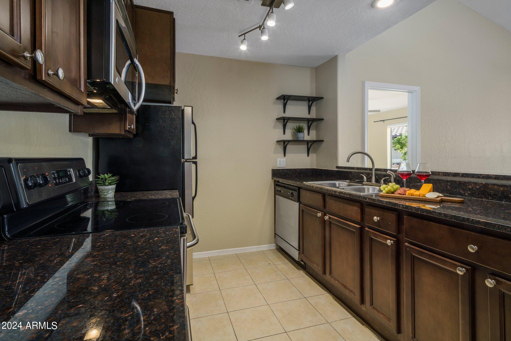 14145 N 92ND Street Unit: 2059