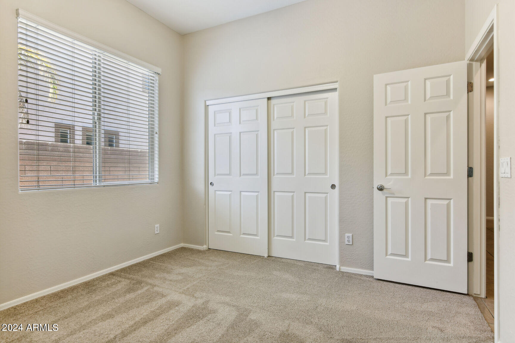 6942 S BLACK HILLS Way