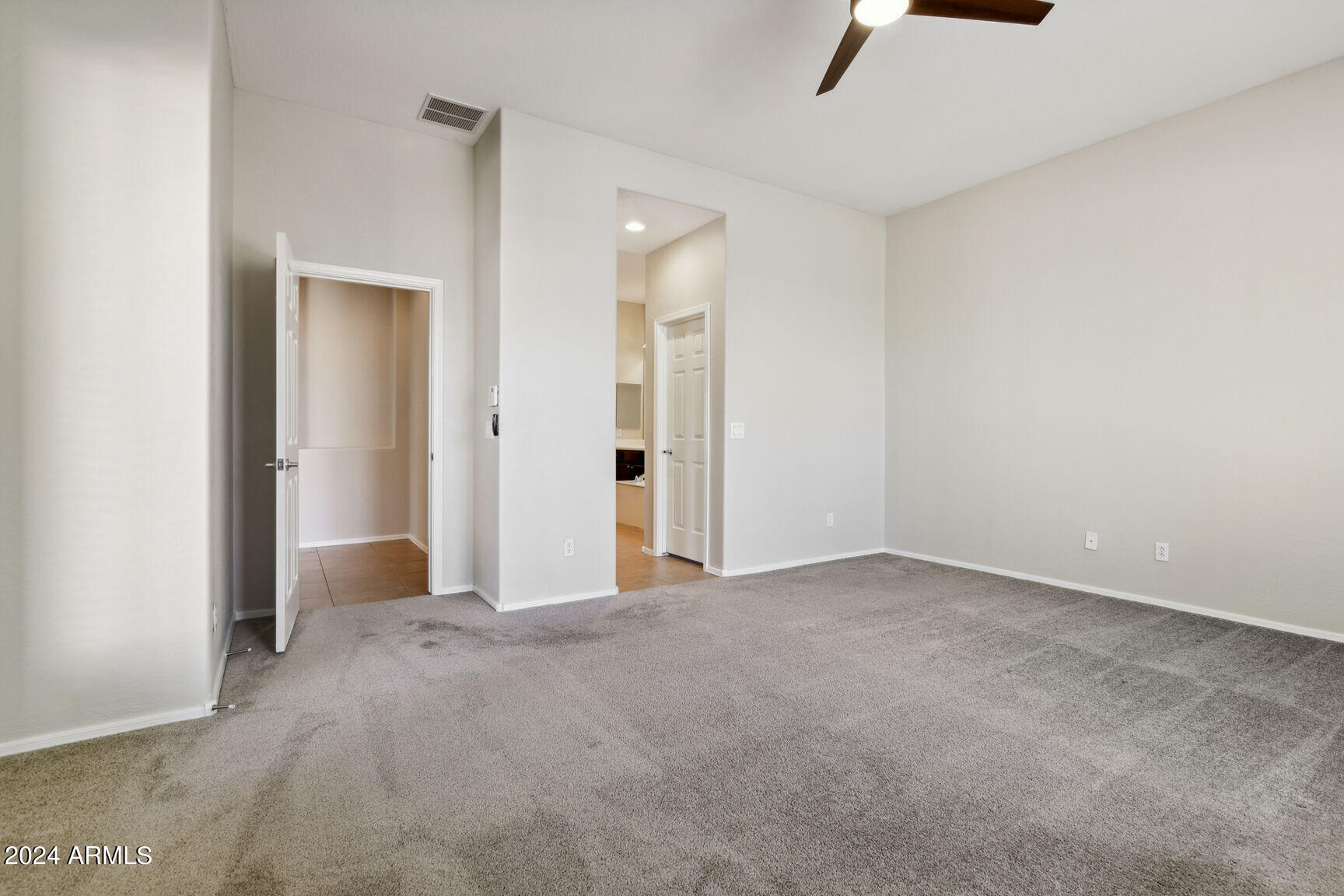 6942 S BLACK HILLS Way