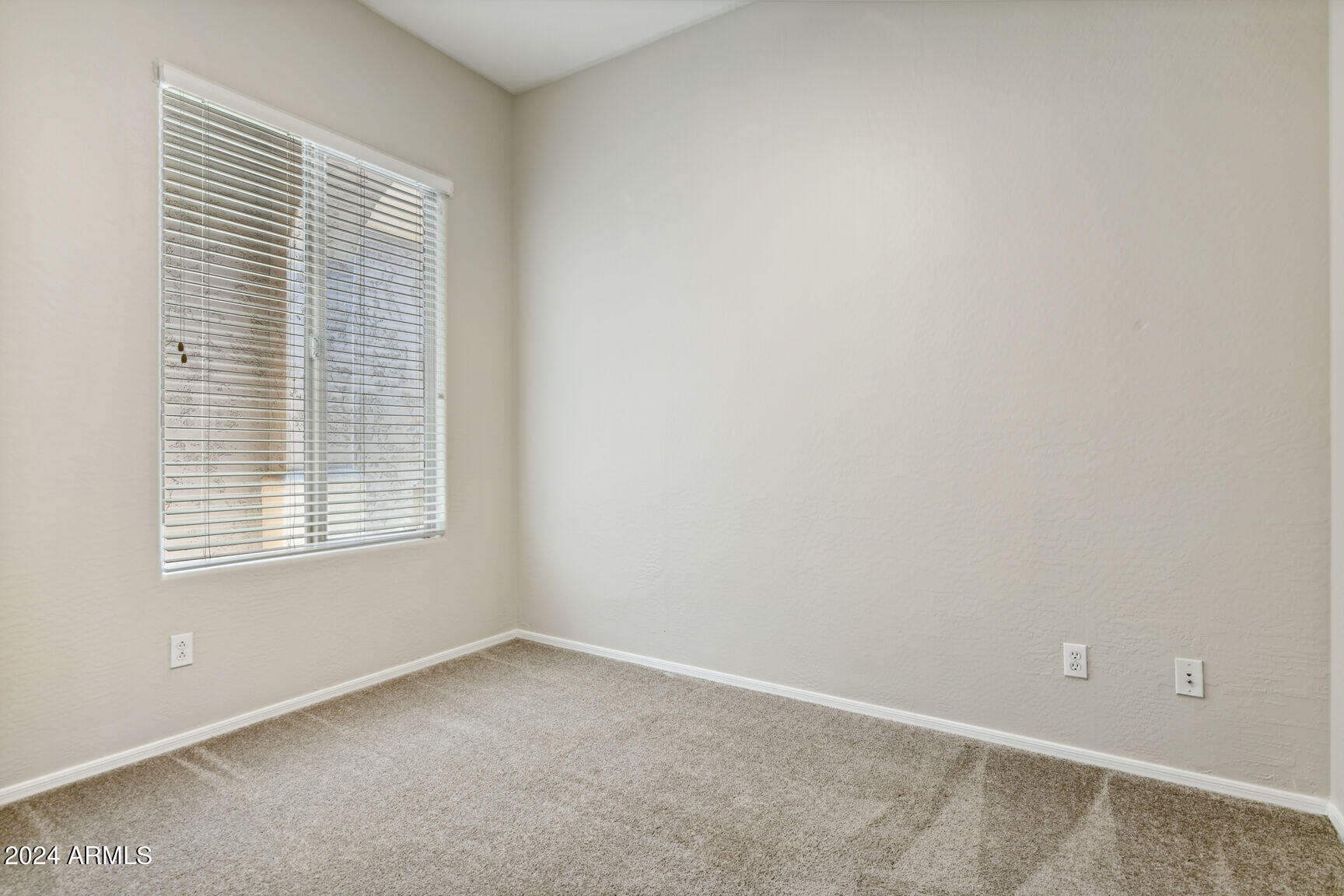 6942 S BLACK HILLS Way