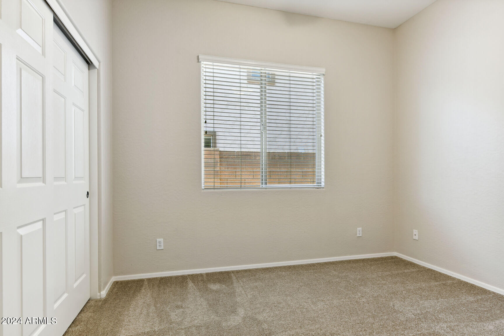 6942 S BLACK HILLS Way