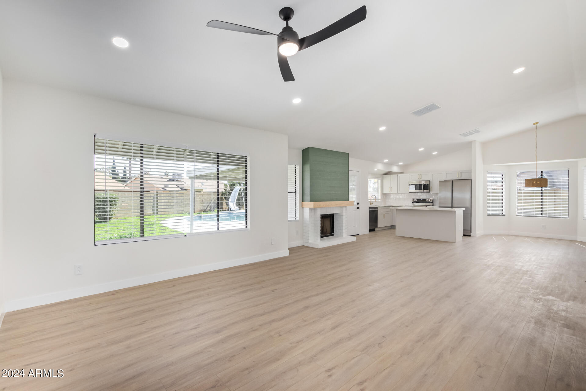 1711 W HIGHLAND Street