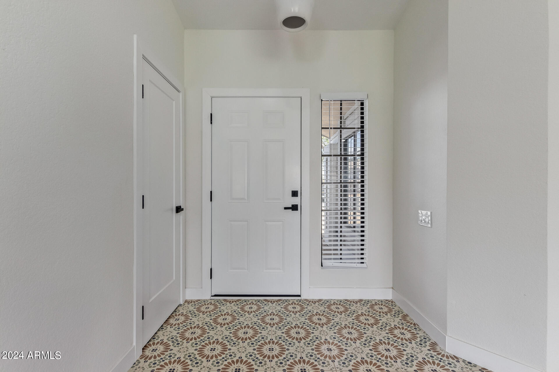 1711 W HIGHLAND Street