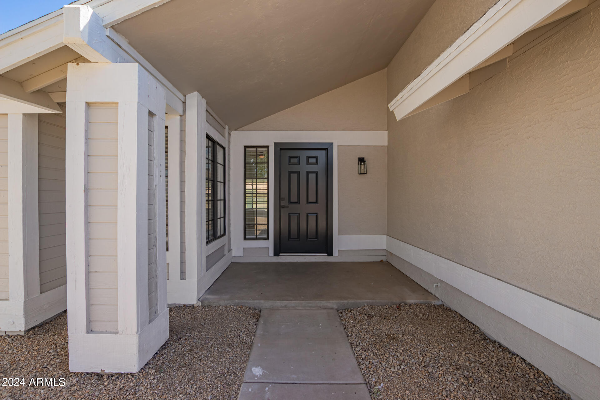 1711 W HIGHLAND Street