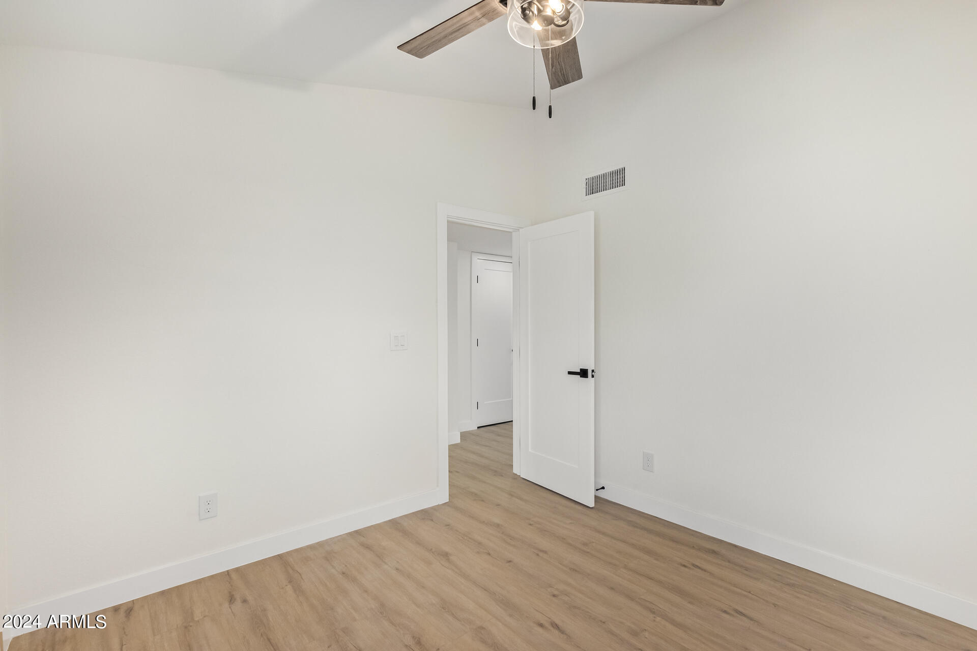 1711 W HIGHLAND Street