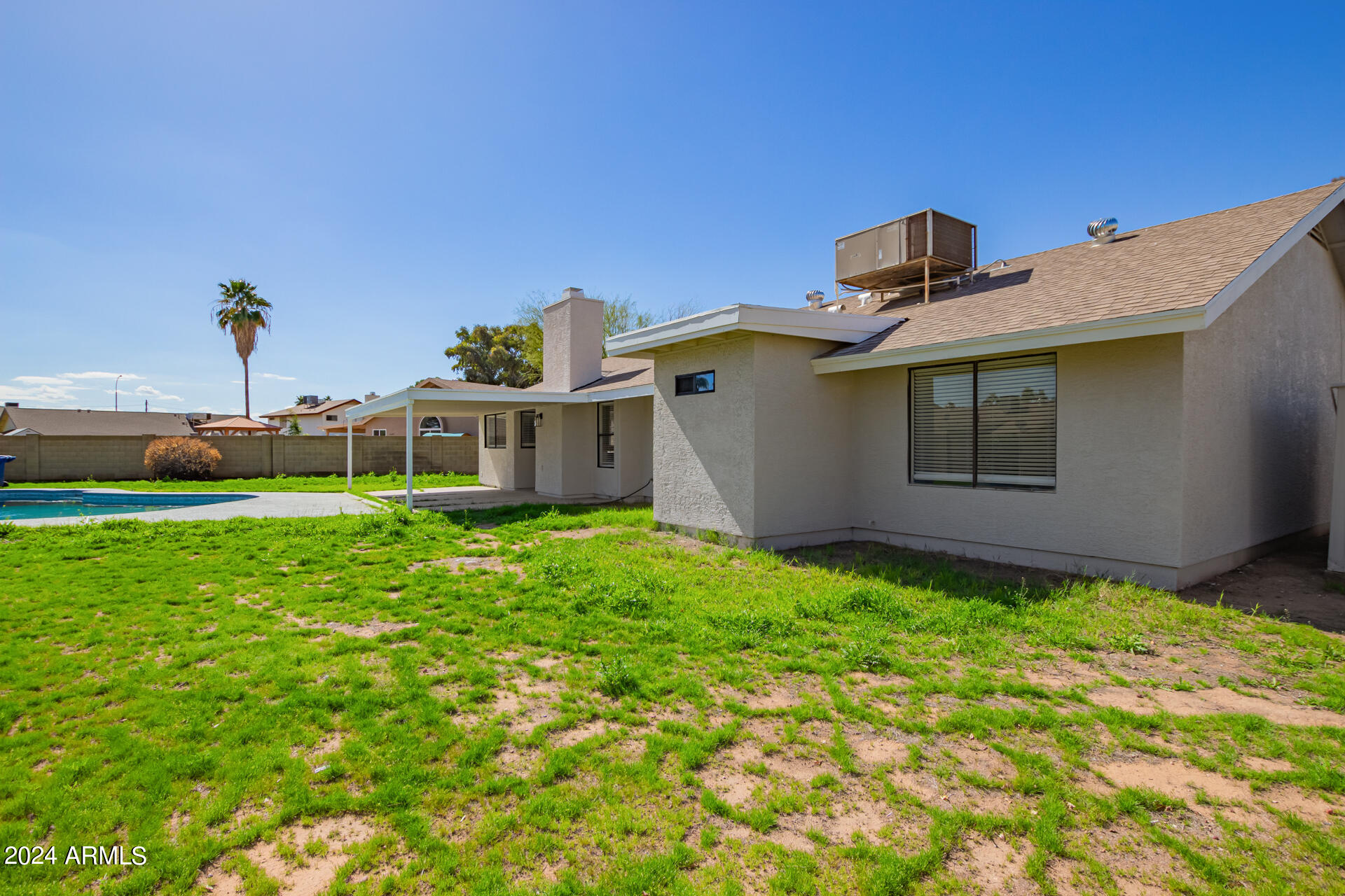 1711 W HIGHLAND Street