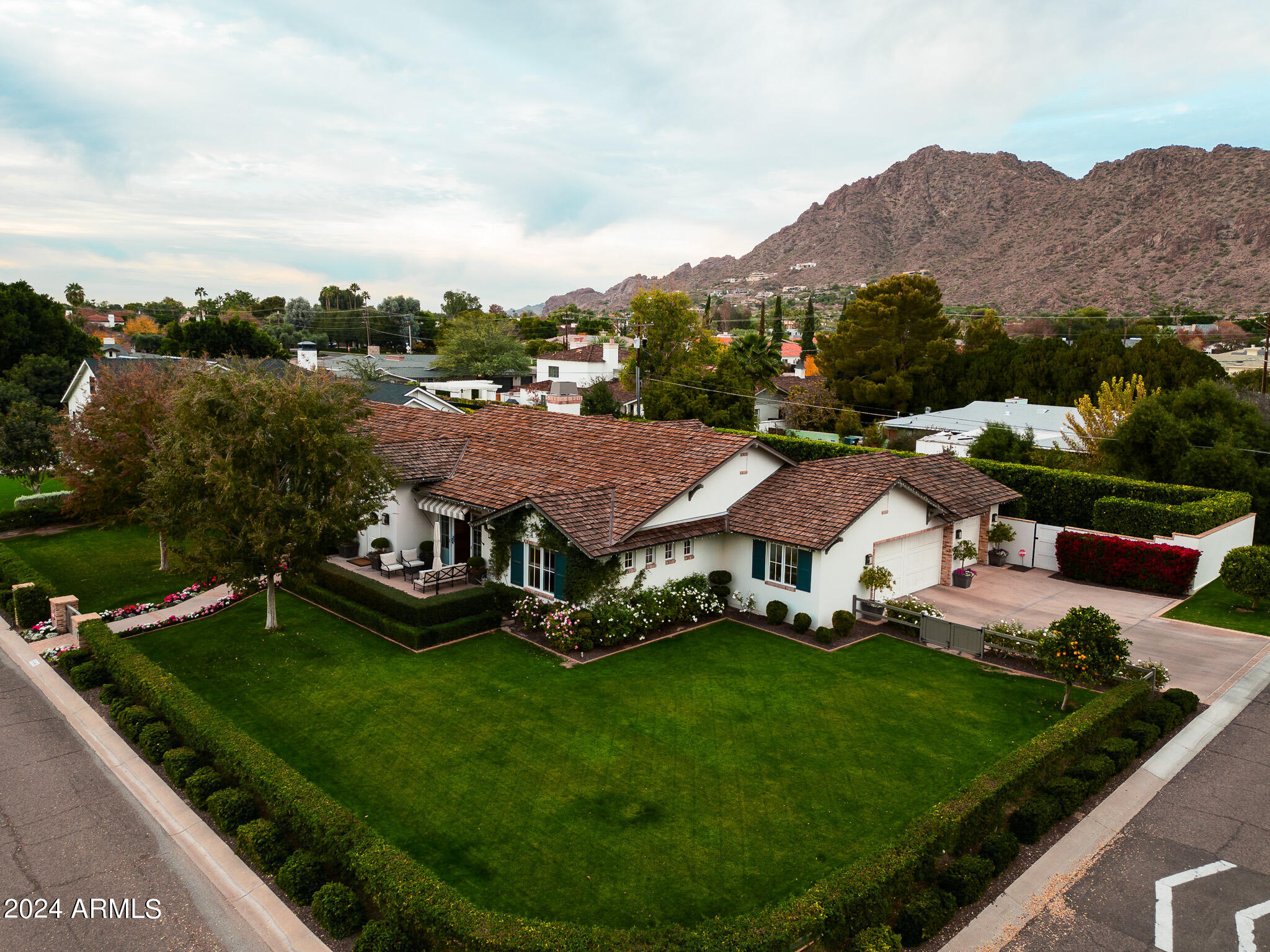 6048 E CALLE DEL NORTE --