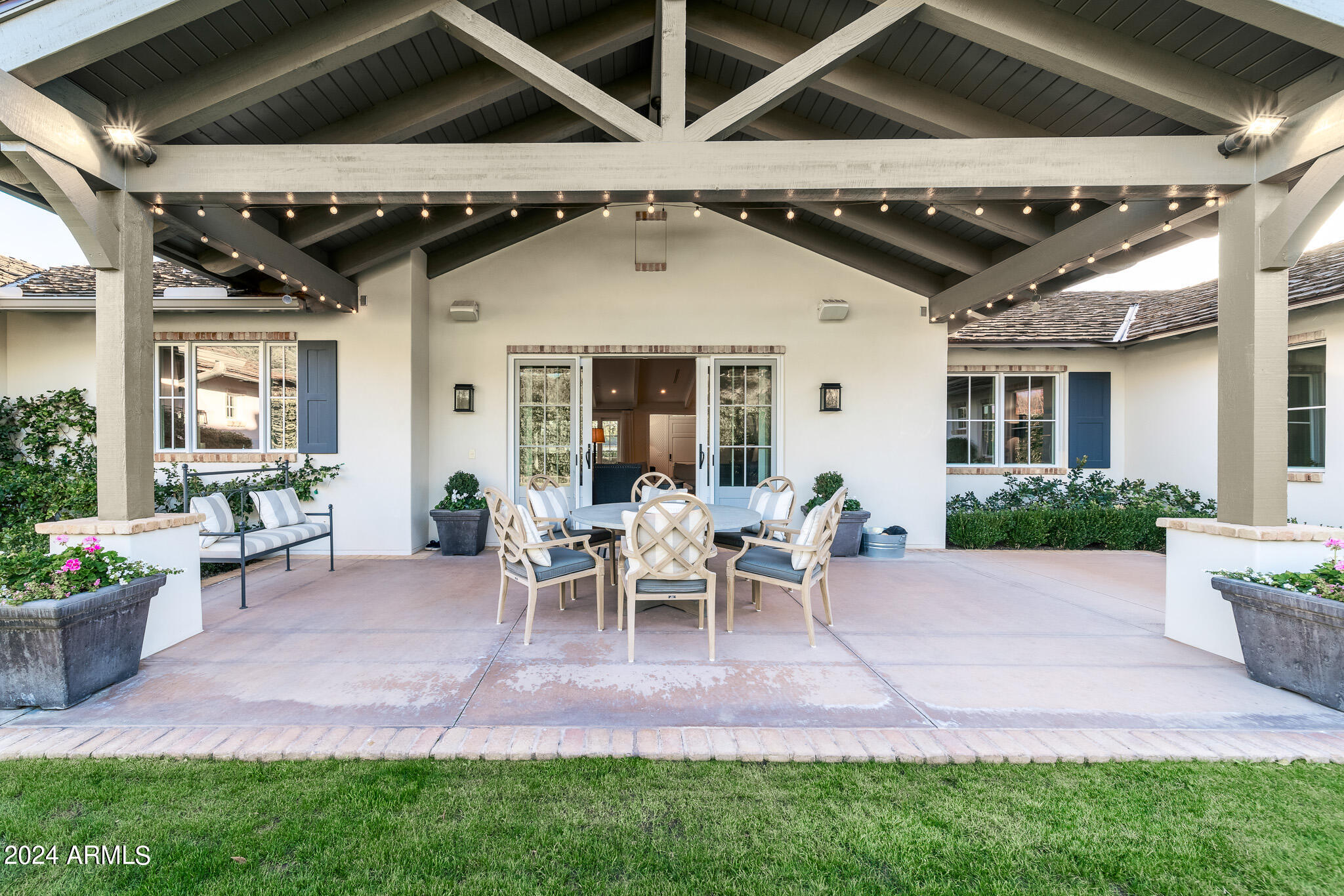 6048 E CALLE DEL NORTE --