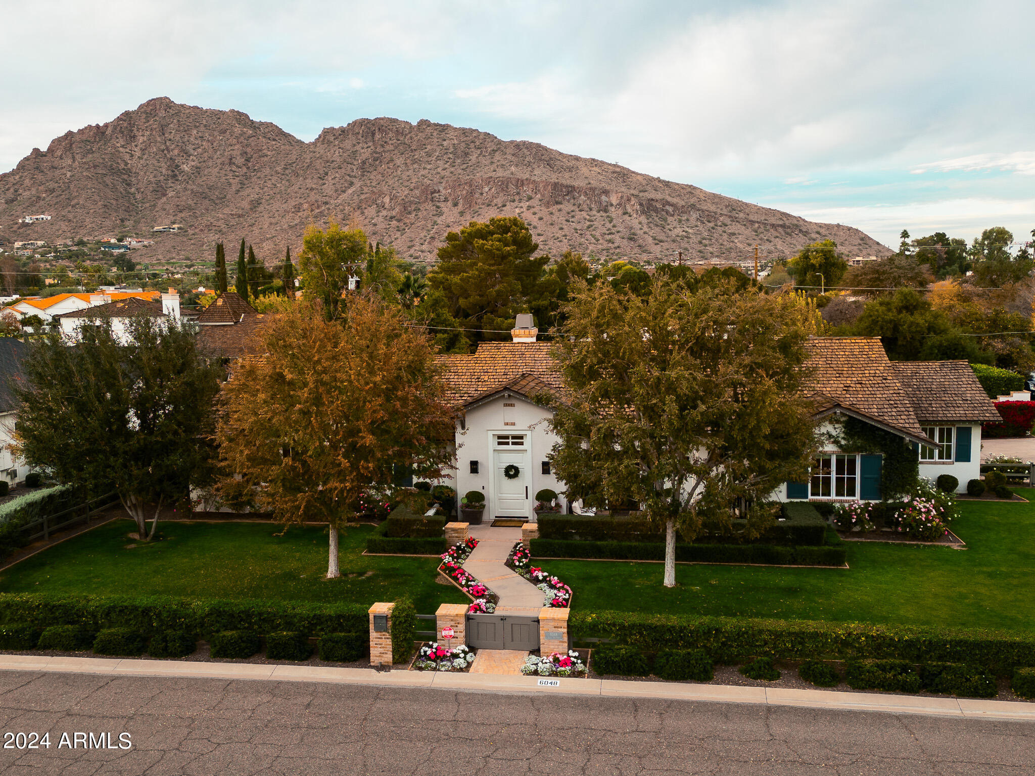 6048 E CALLE DEL NORTE --