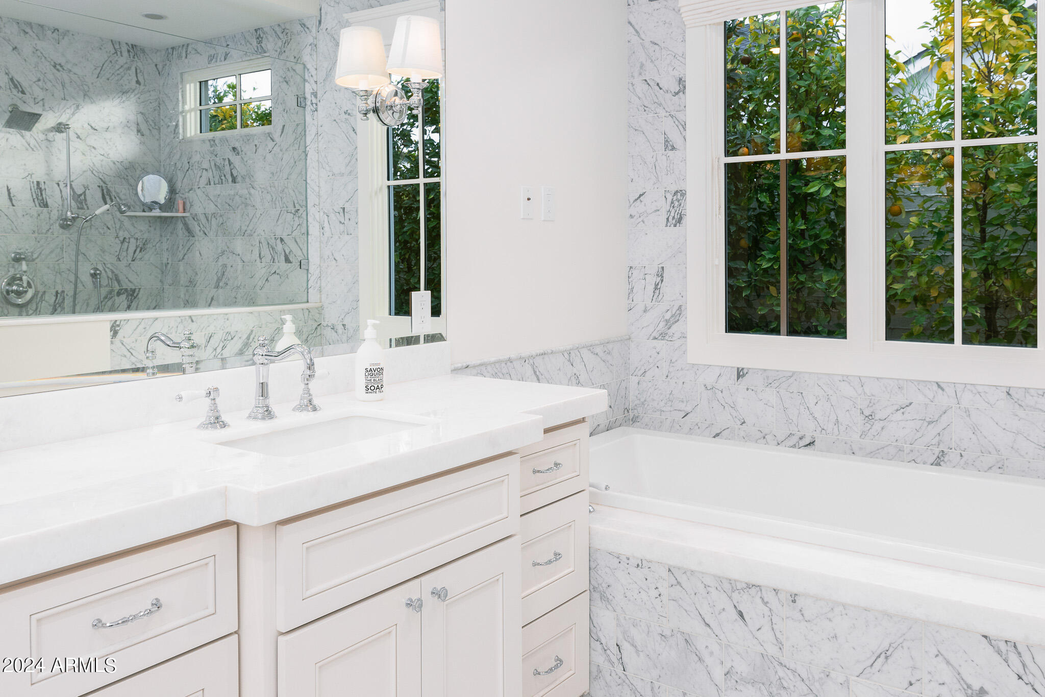 6048 E CALLE DEL NORTE --