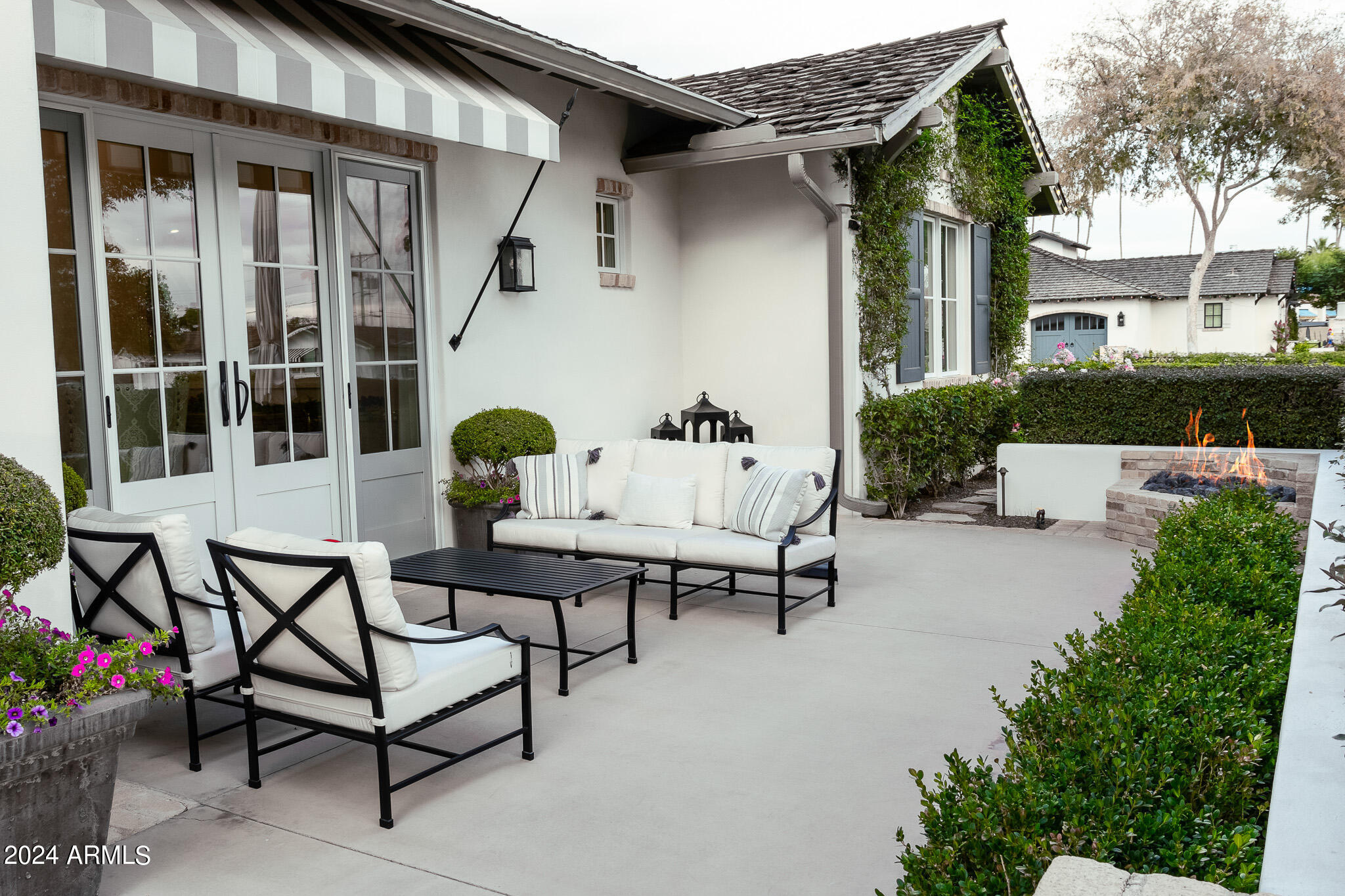 6048 E CALLE DEL NORTE --