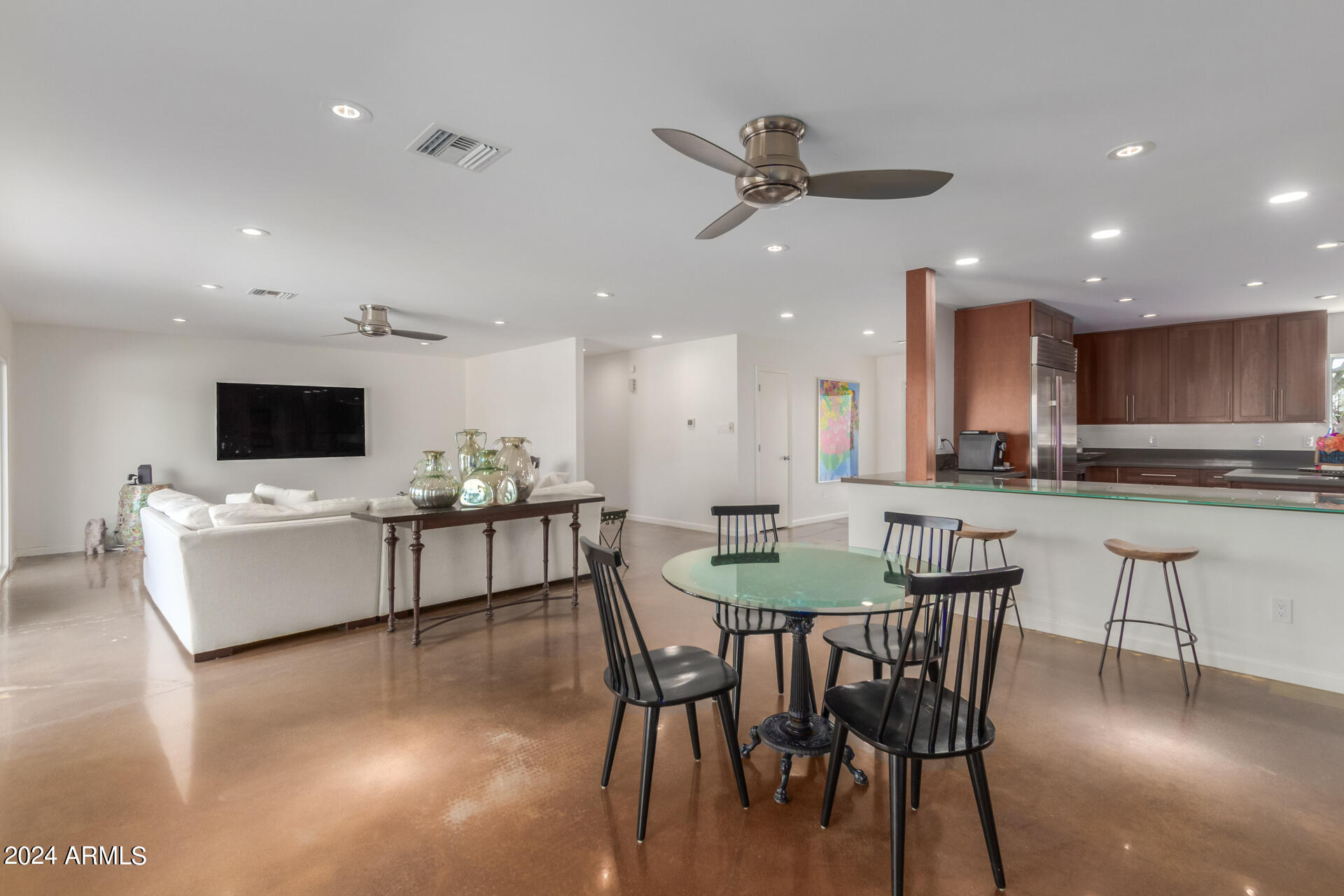 4128 E MEDLOCK Drive