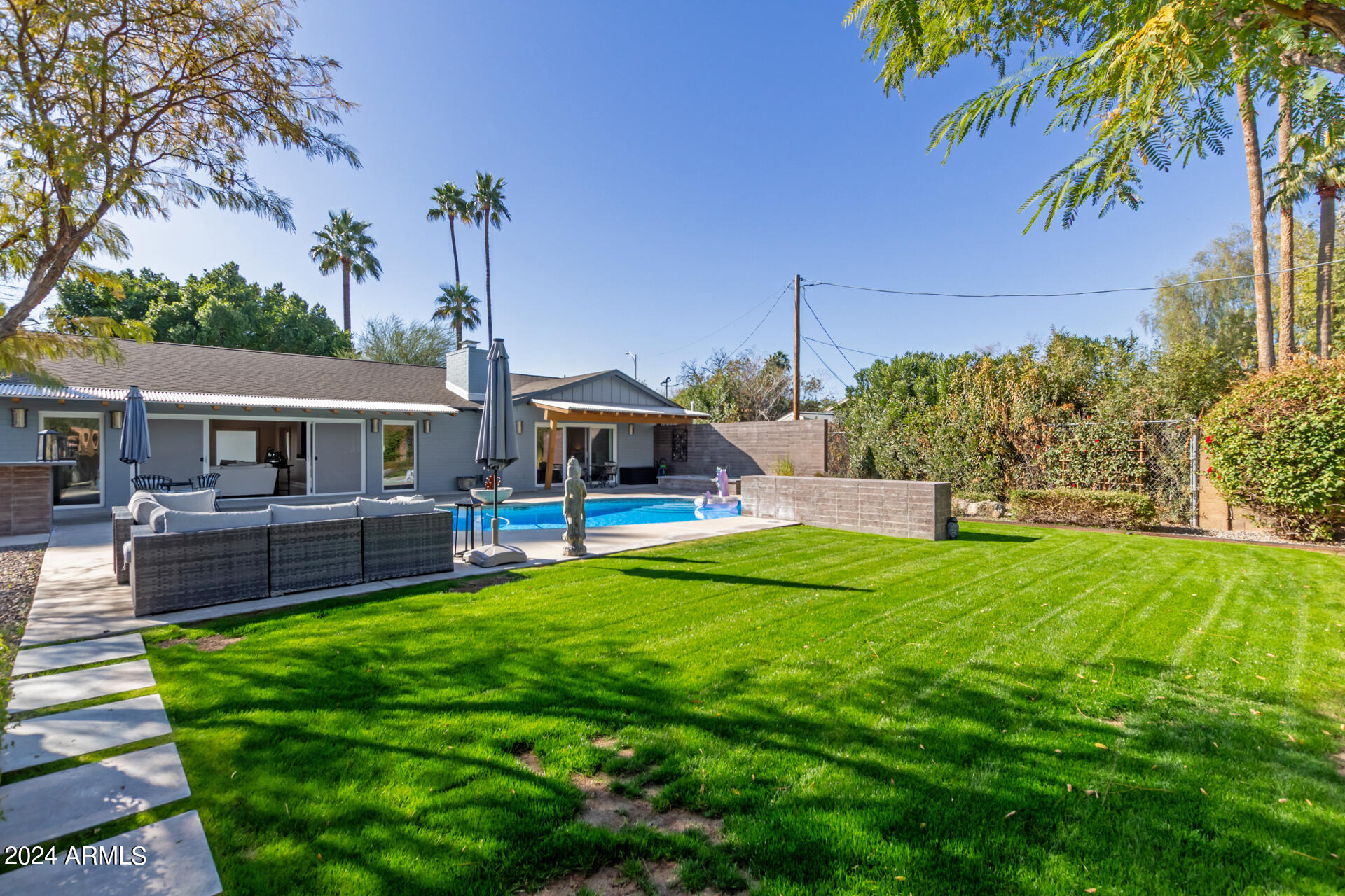 4128 E MEDLOCK Drive