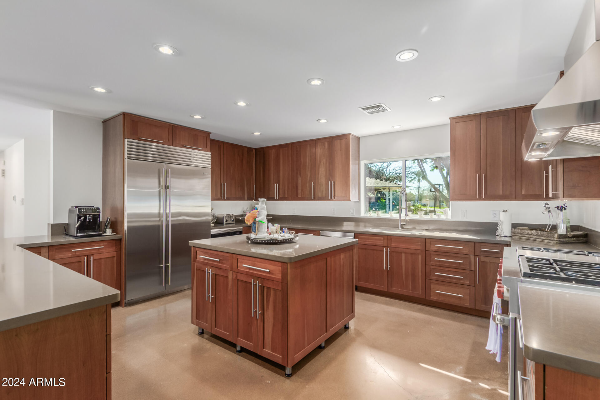 4128 E MEDLOCK Drive