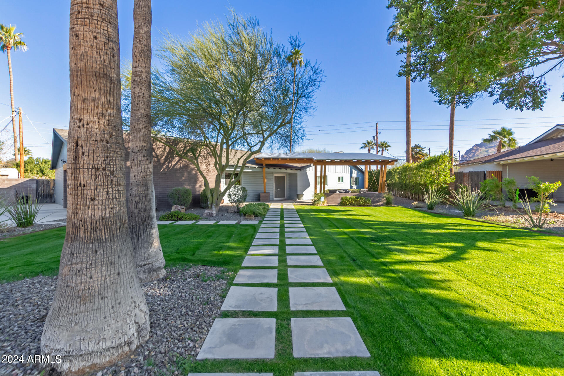 4128 E MEDLOCK Drive