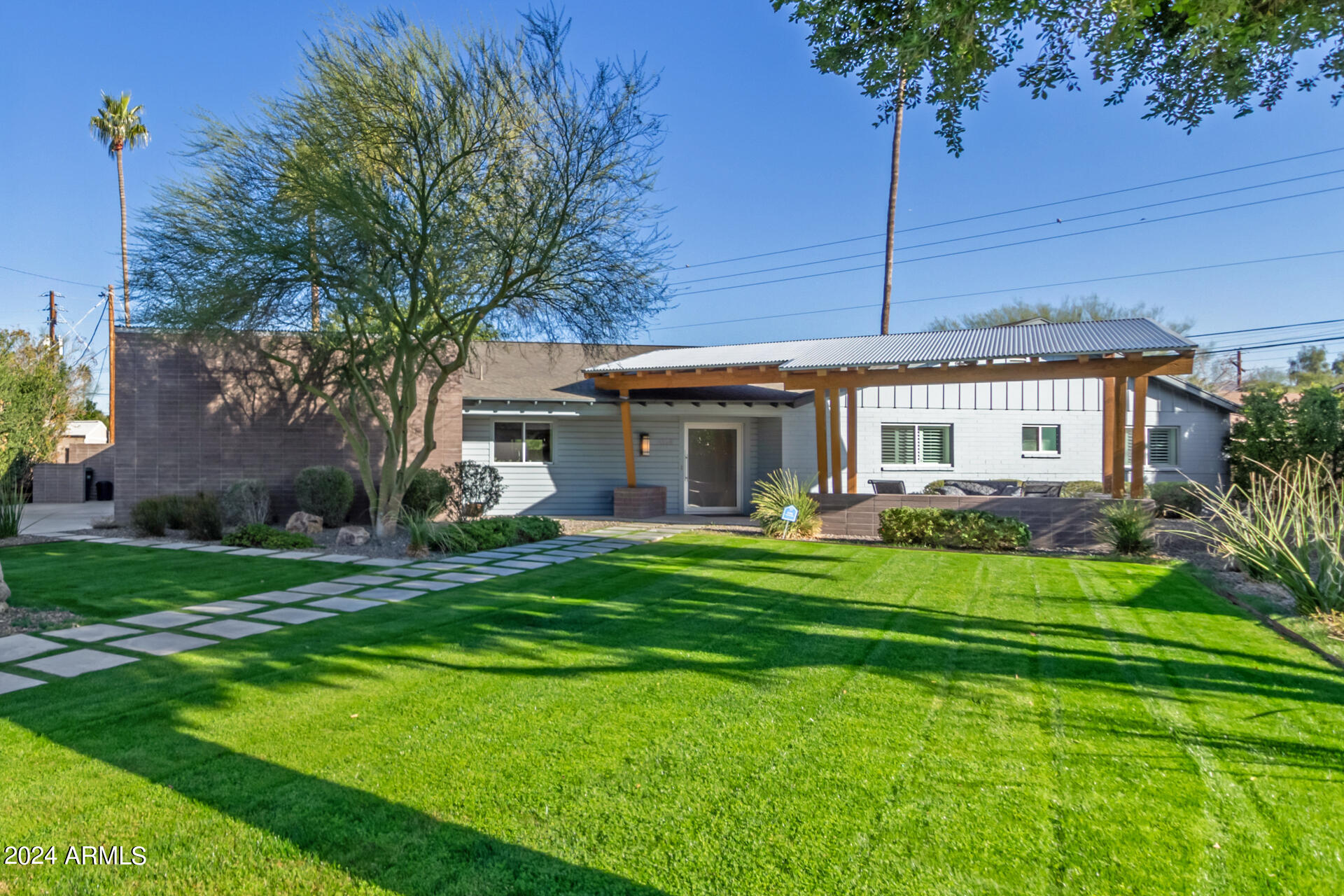 4128 E MEDLOCK Drive