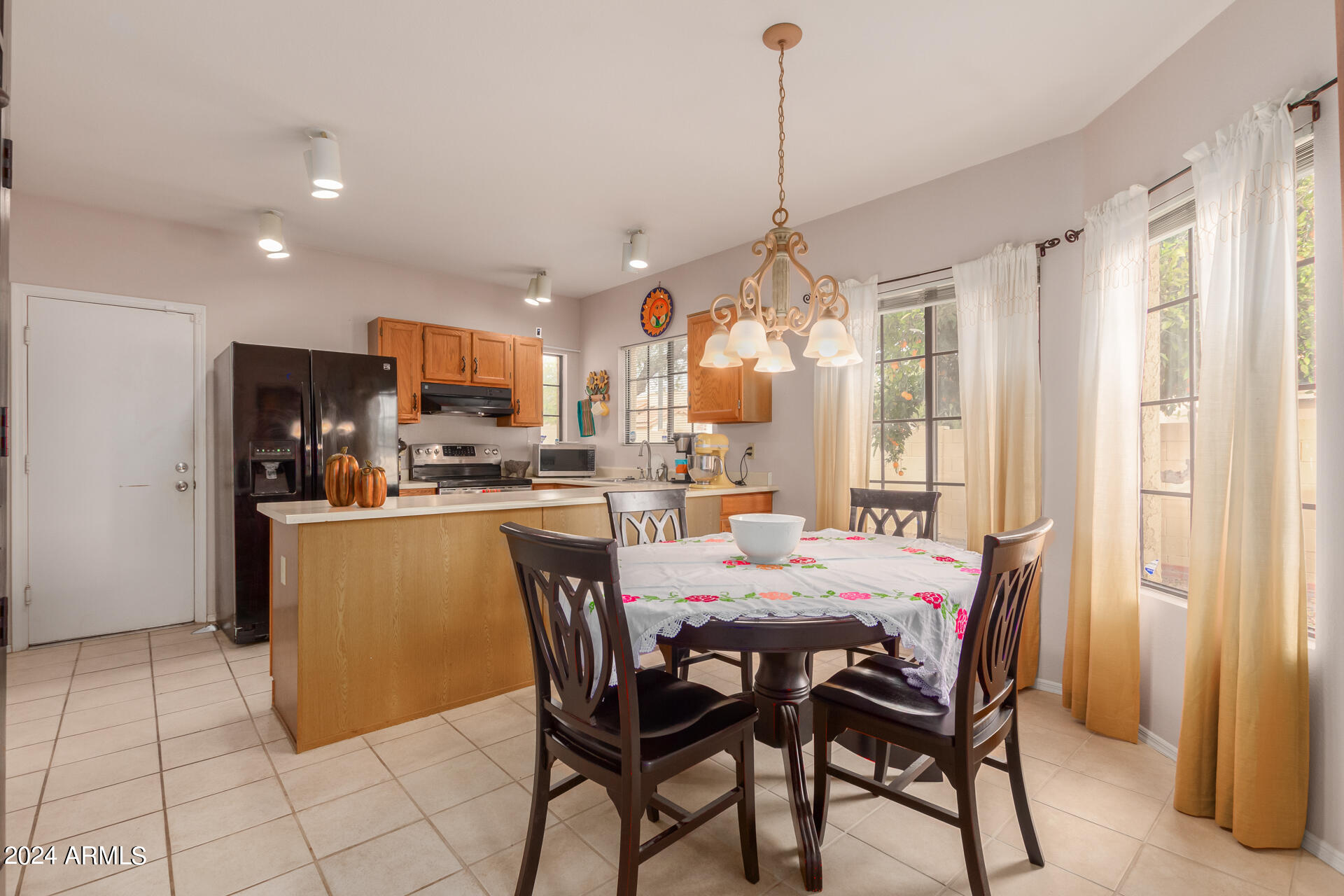 2349 W SHAWNEE Drive
