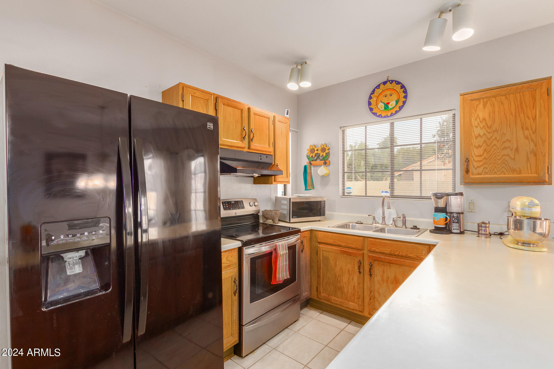 2349 W SHAWNEE Drive