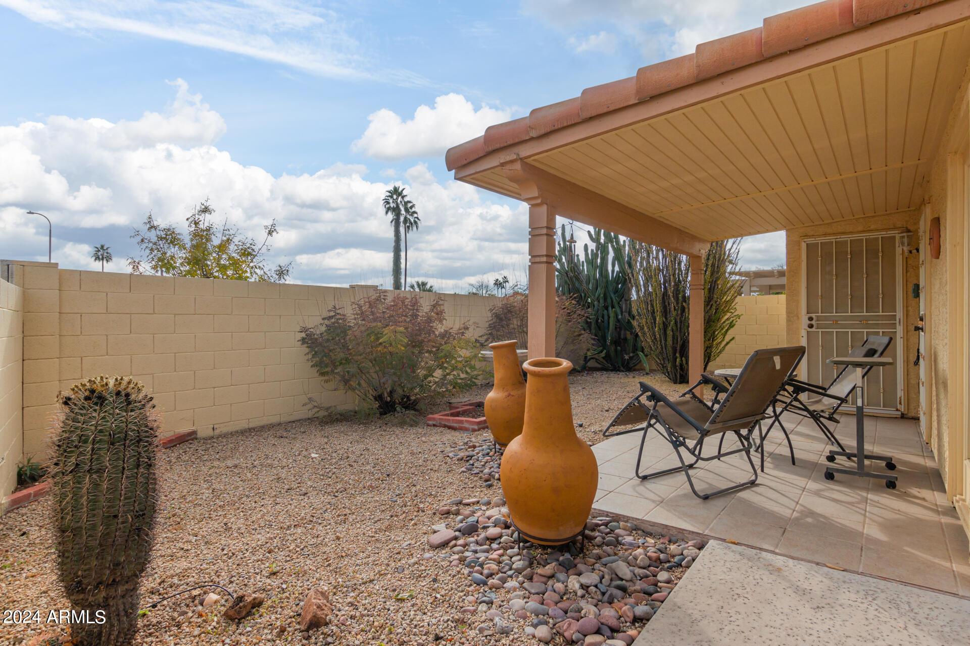 2349 W SHAWNEE Drive