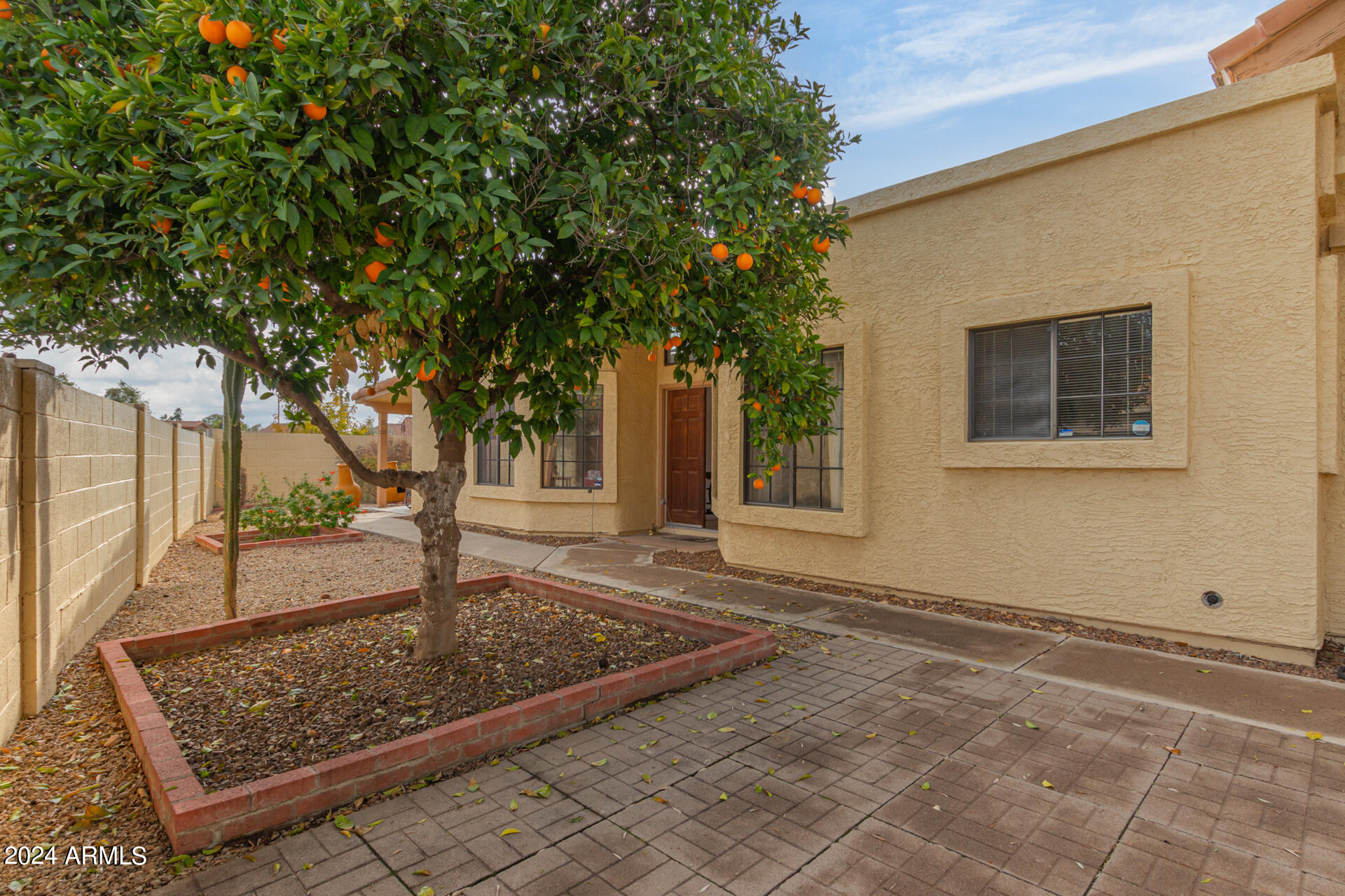 2349 W SHAWNEE Drive