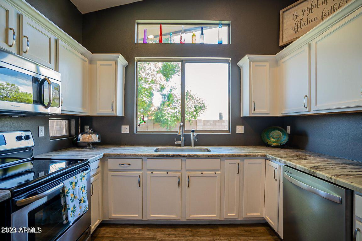 4011 E AGAVE Road