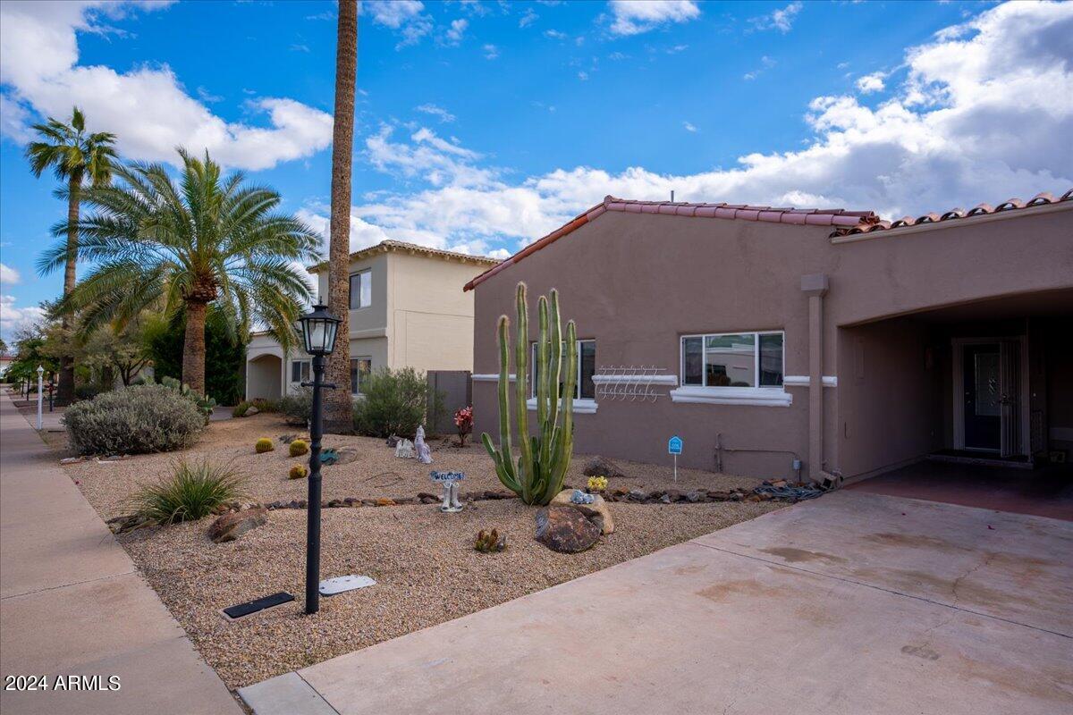 7643 E RANCHO VISTA Drive