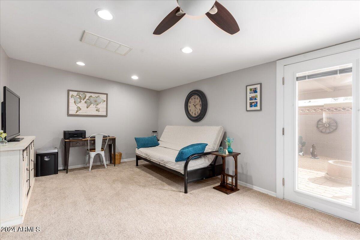 7643 E RANCHO VISTA Drive