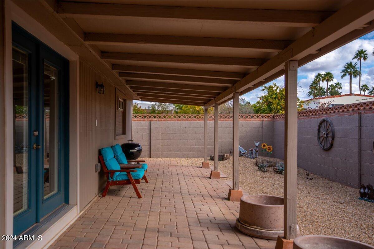7643 E RANCHO VISTA Drive