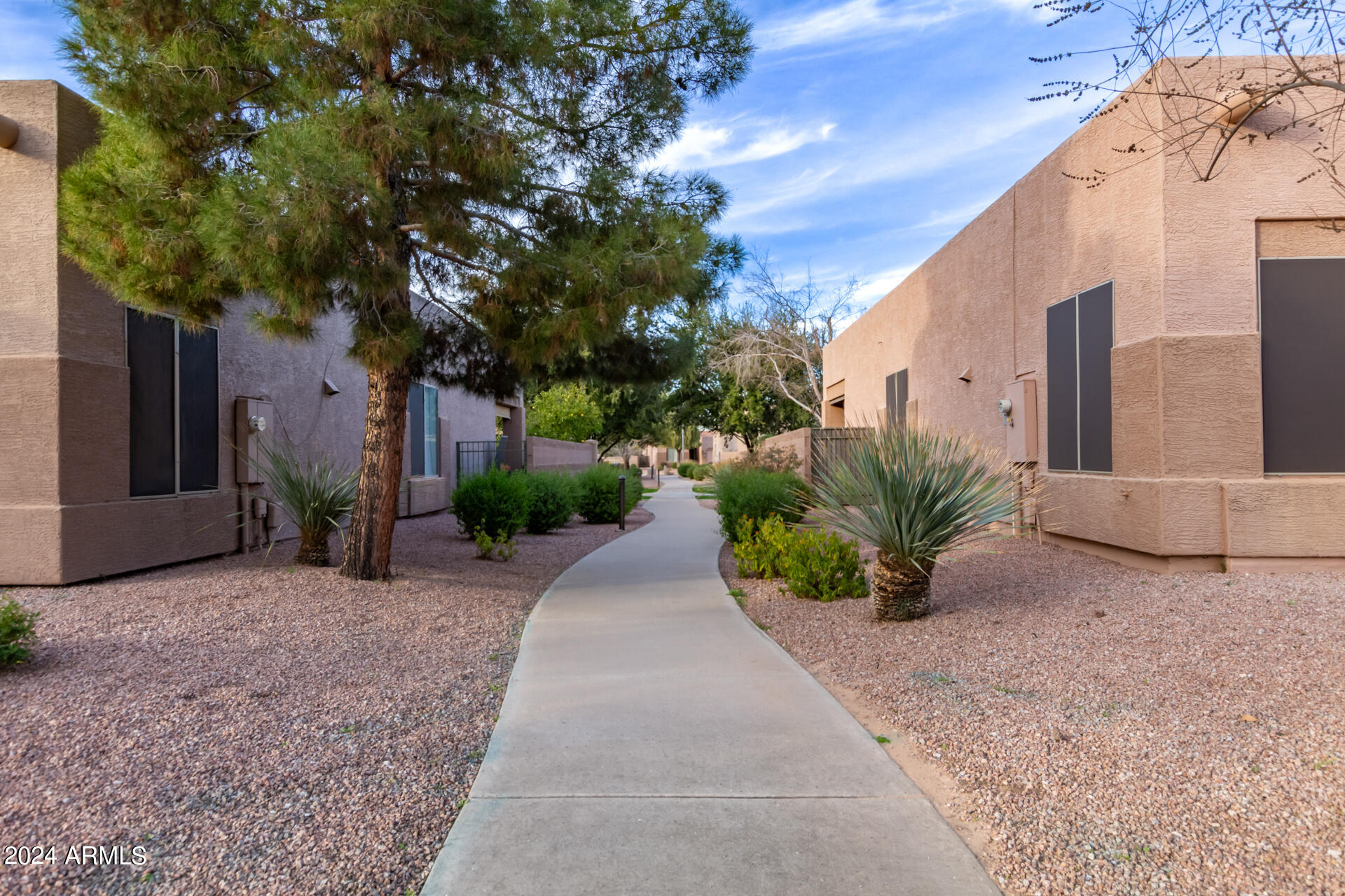 1412 W MARLIN Drive