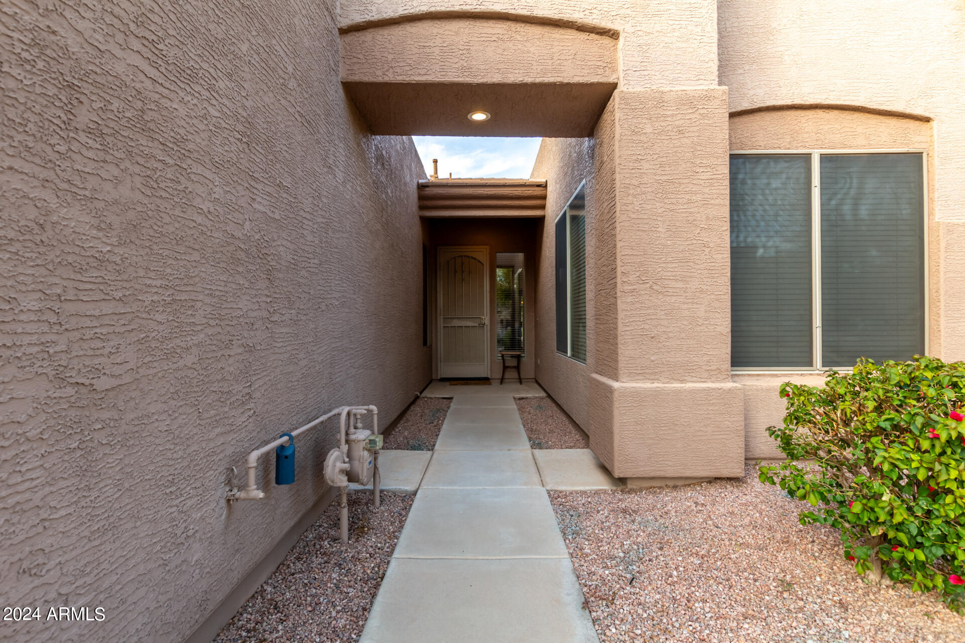 1412 W MARLIN Drive