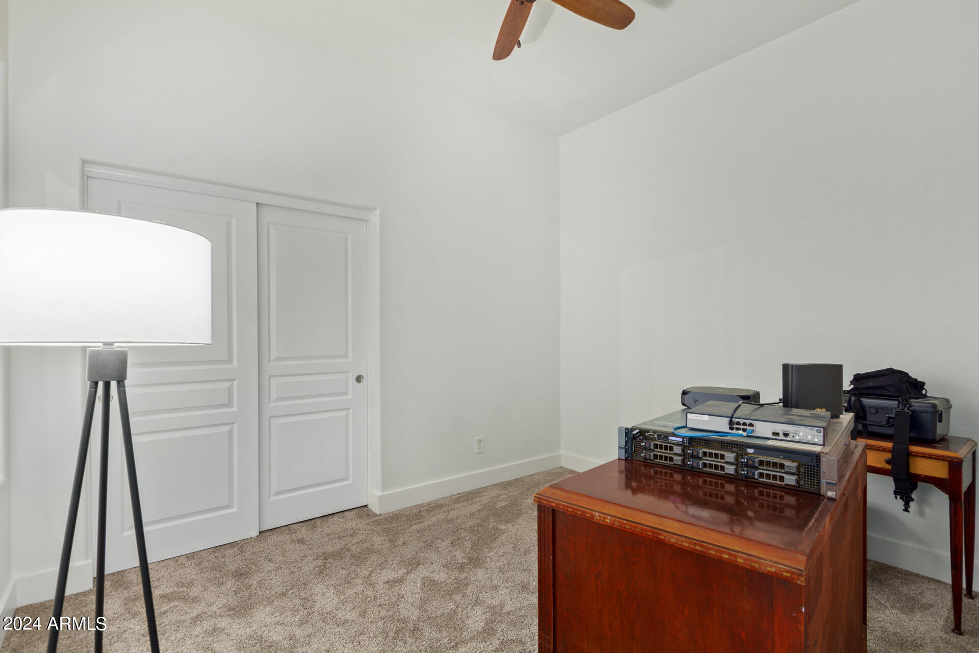 1412 W MARLIN Drive