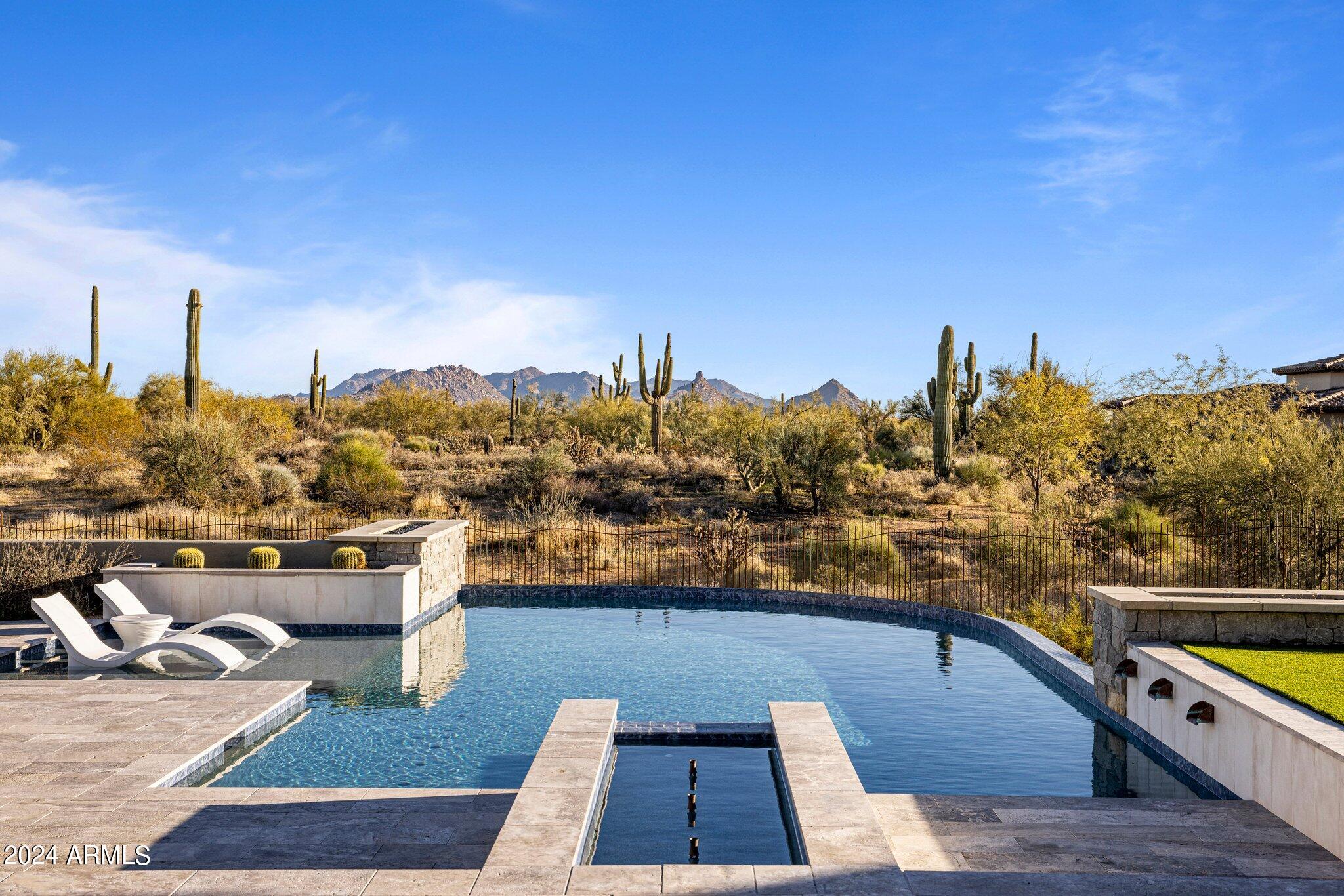 8491 E WHISPER ROCK Trail