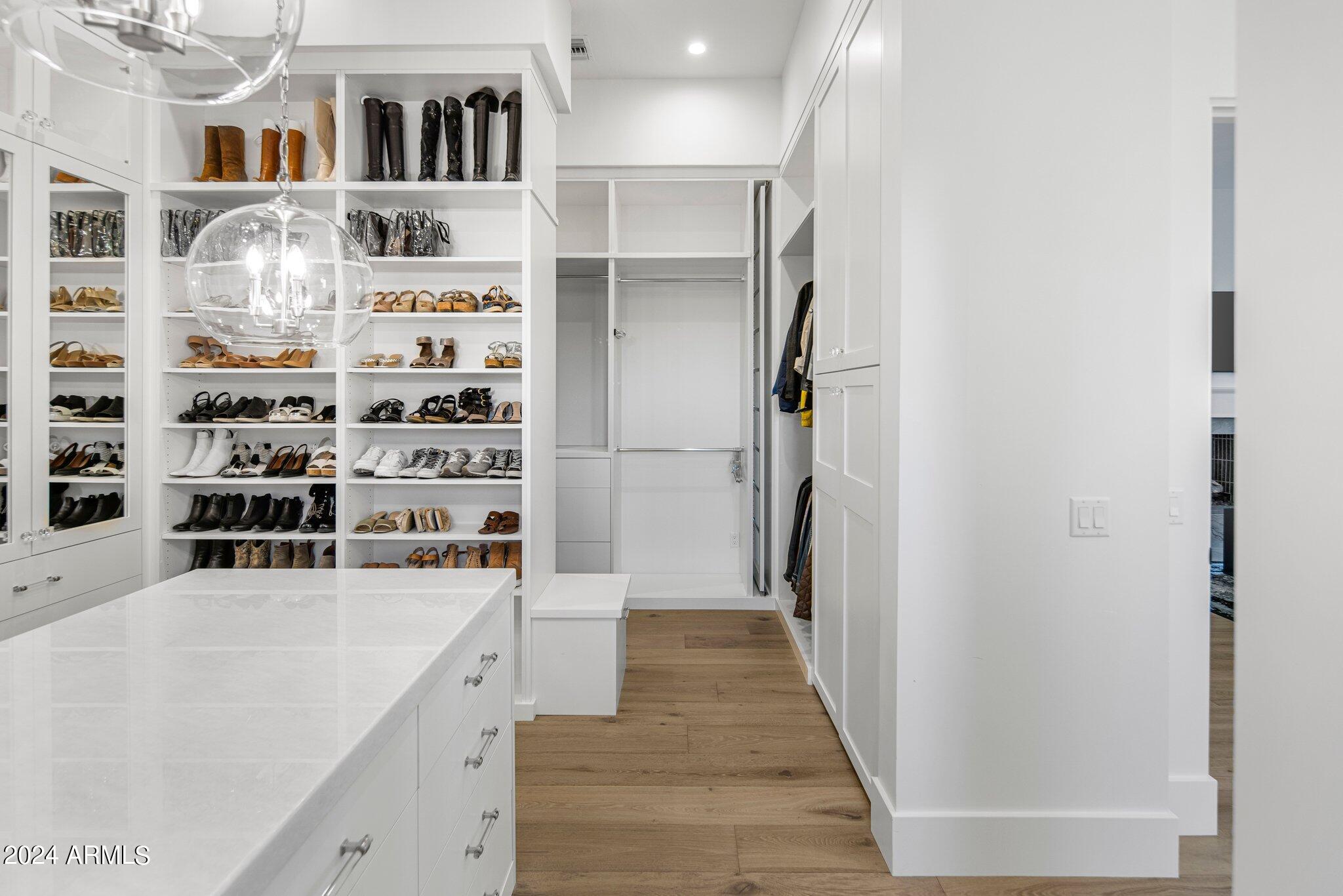 8491 E WHISPER ROCK Trail