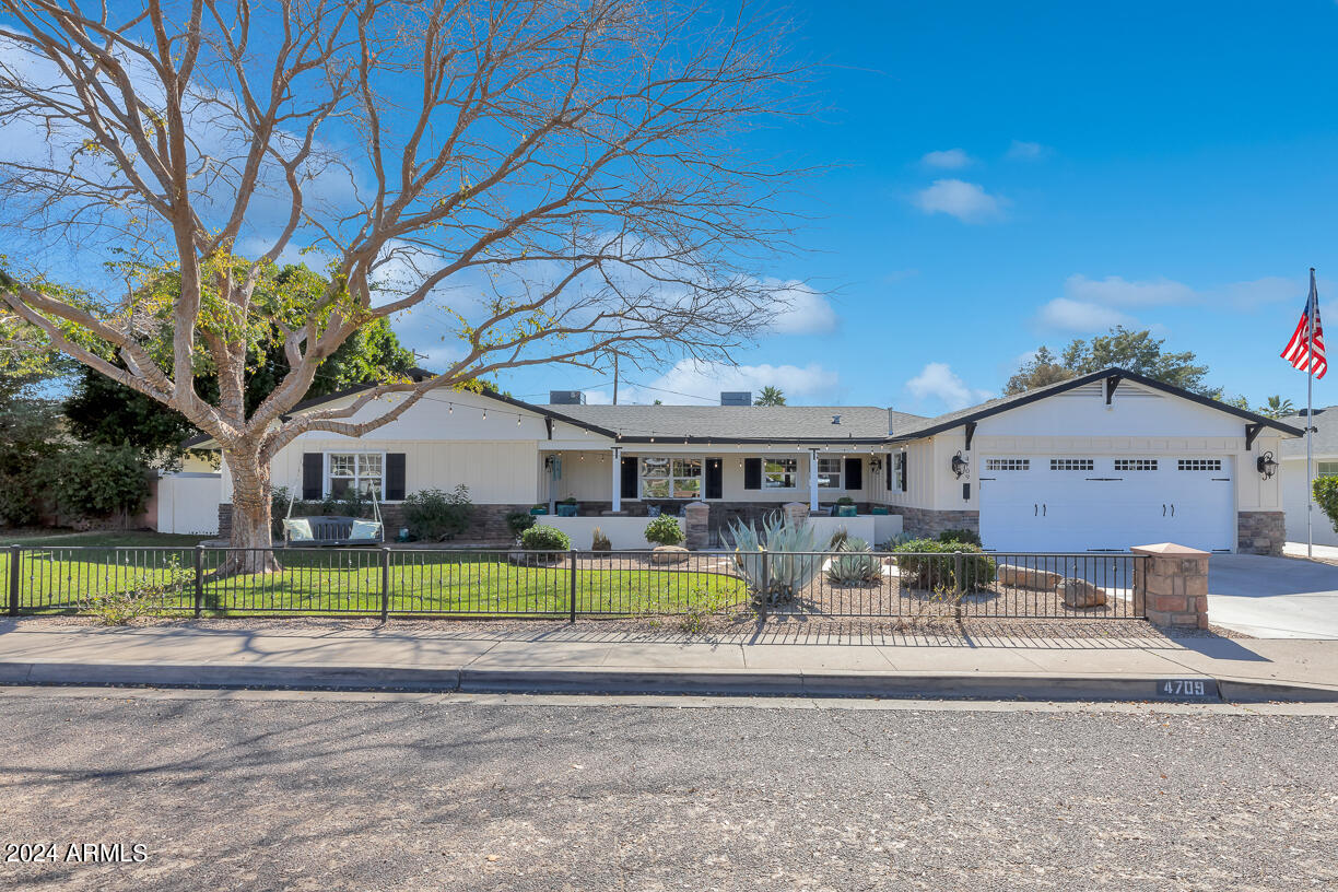 4709 E Mulberry Drive