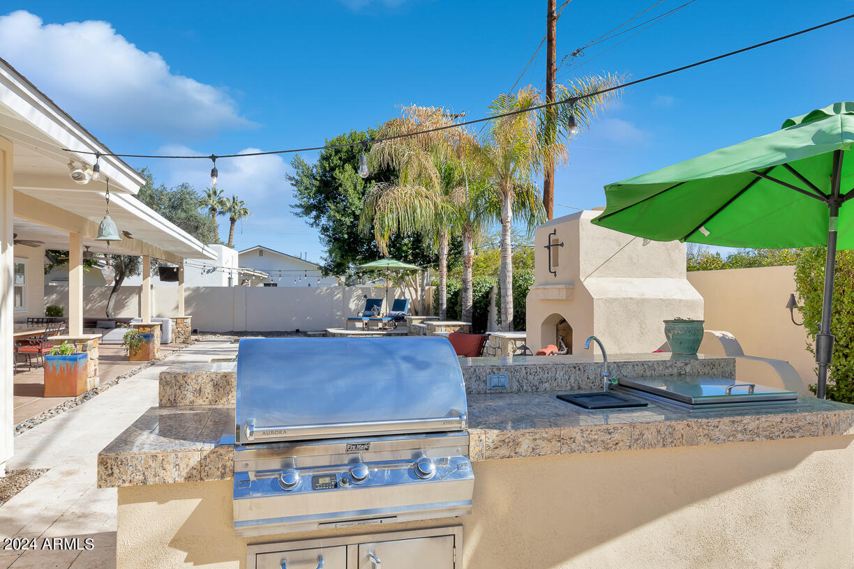 4709 E Mulberry Drive