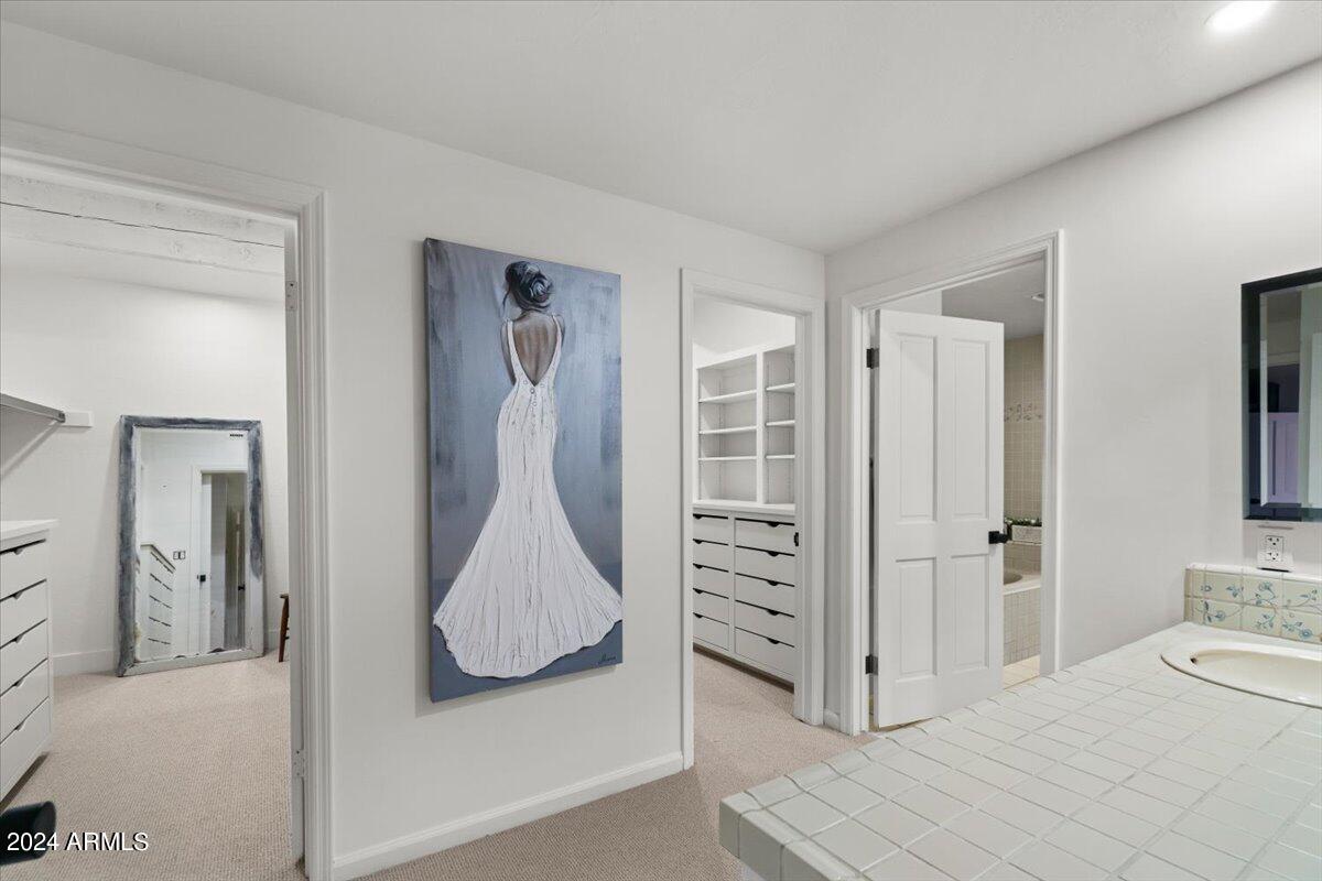 1409 W PORT AU PRINCE Lane